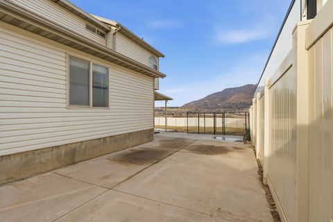 Tiny photo for 2204 E VIEW DR, South Weber, UT 84405 (MLS # 2132241)