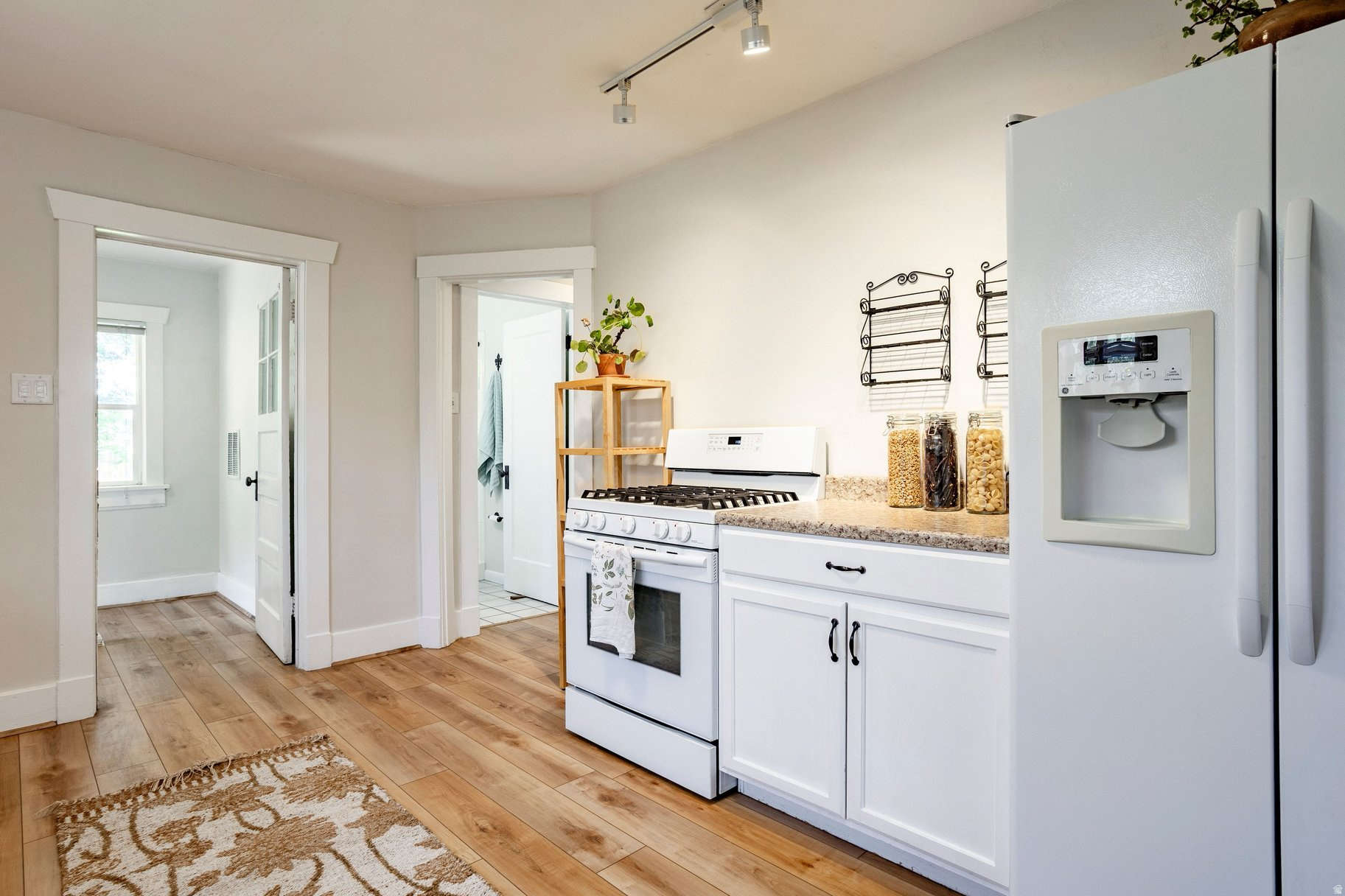 MALMSTROMS - Residential