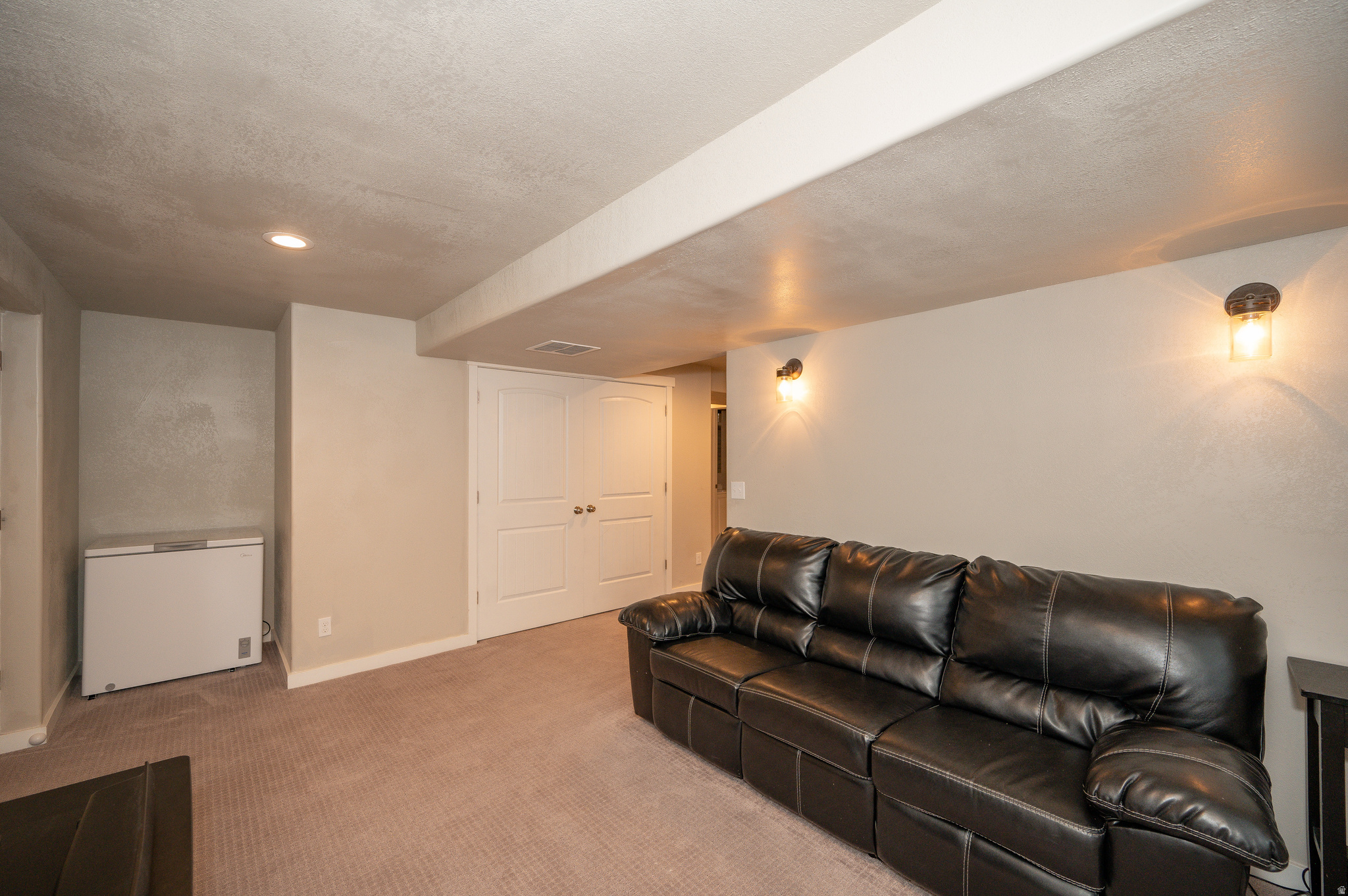 INDEPENDENCE AT THE - Residential Lease