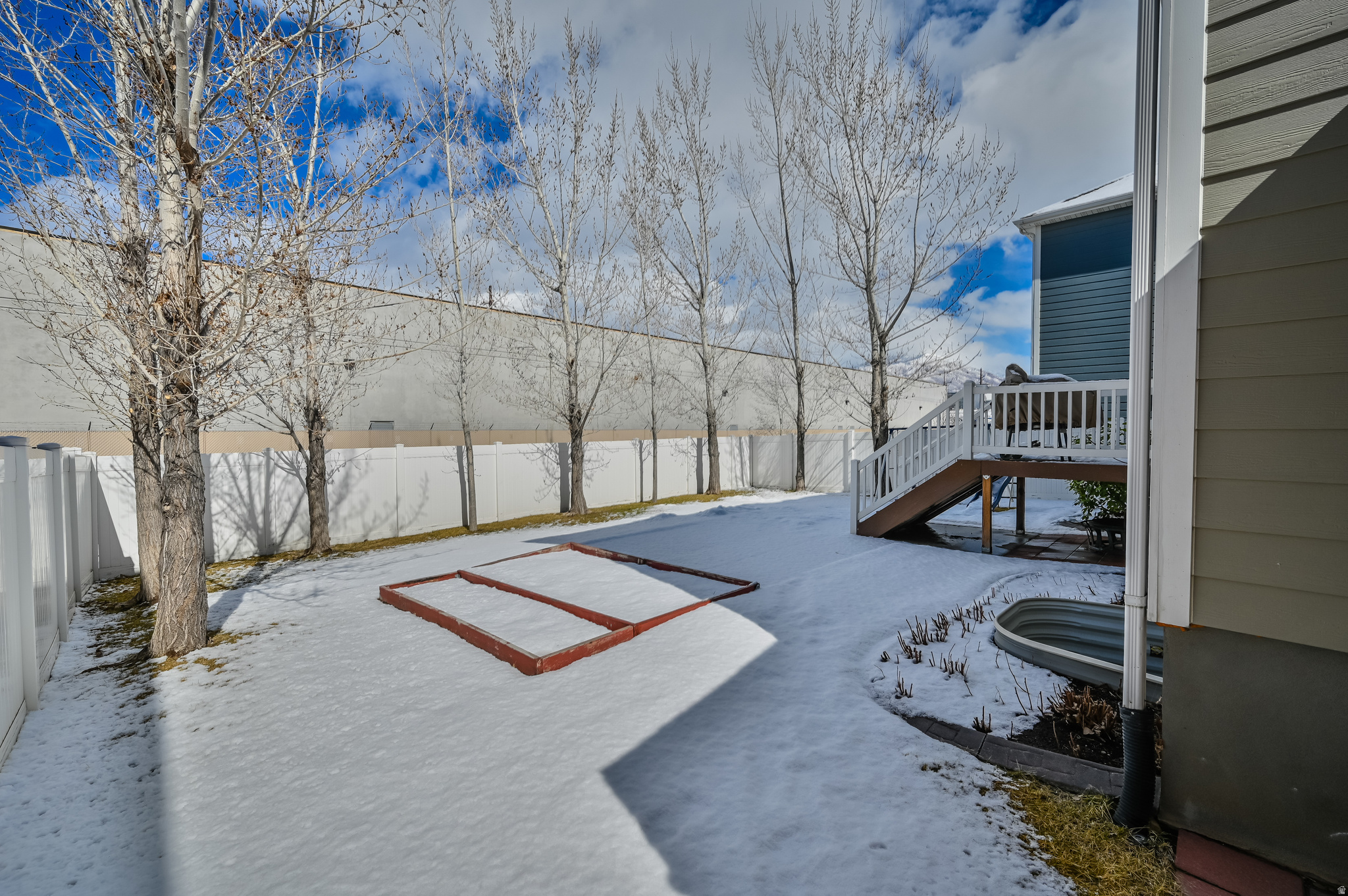 INDEPENDENCE AT THE - Residential Lease