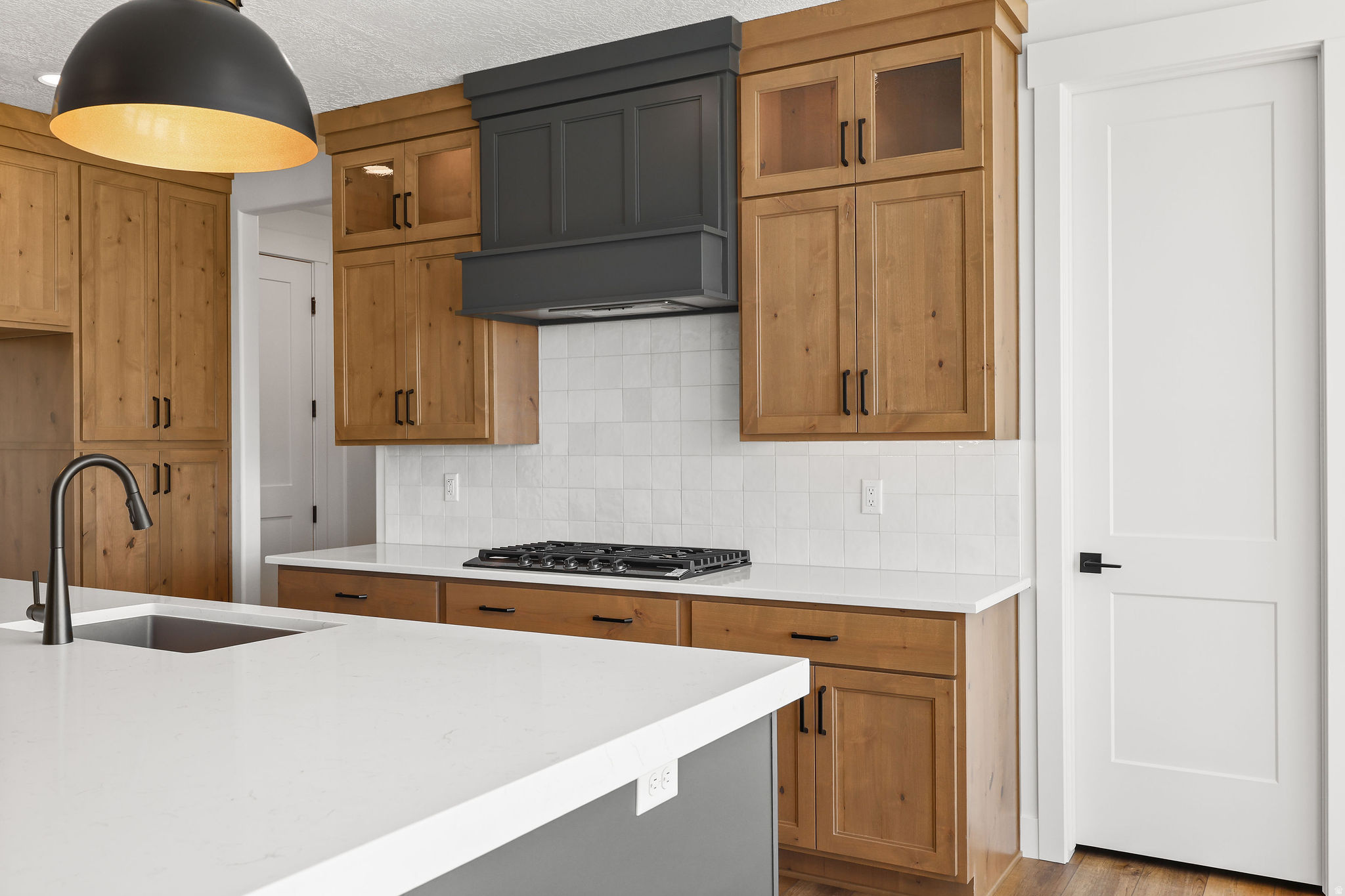 HAPPY DAYS - Residential