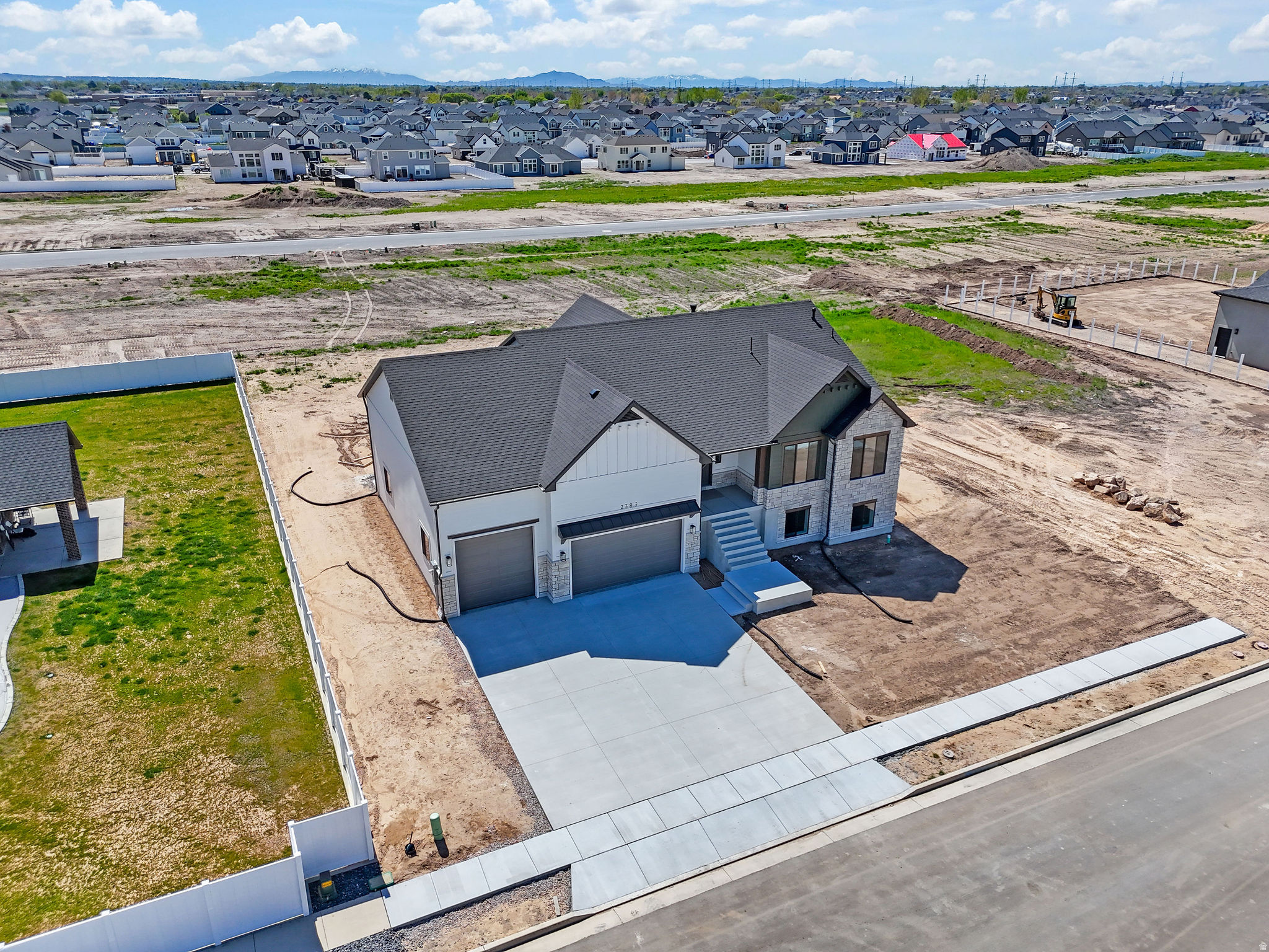 HAPPY DAYS - Residential