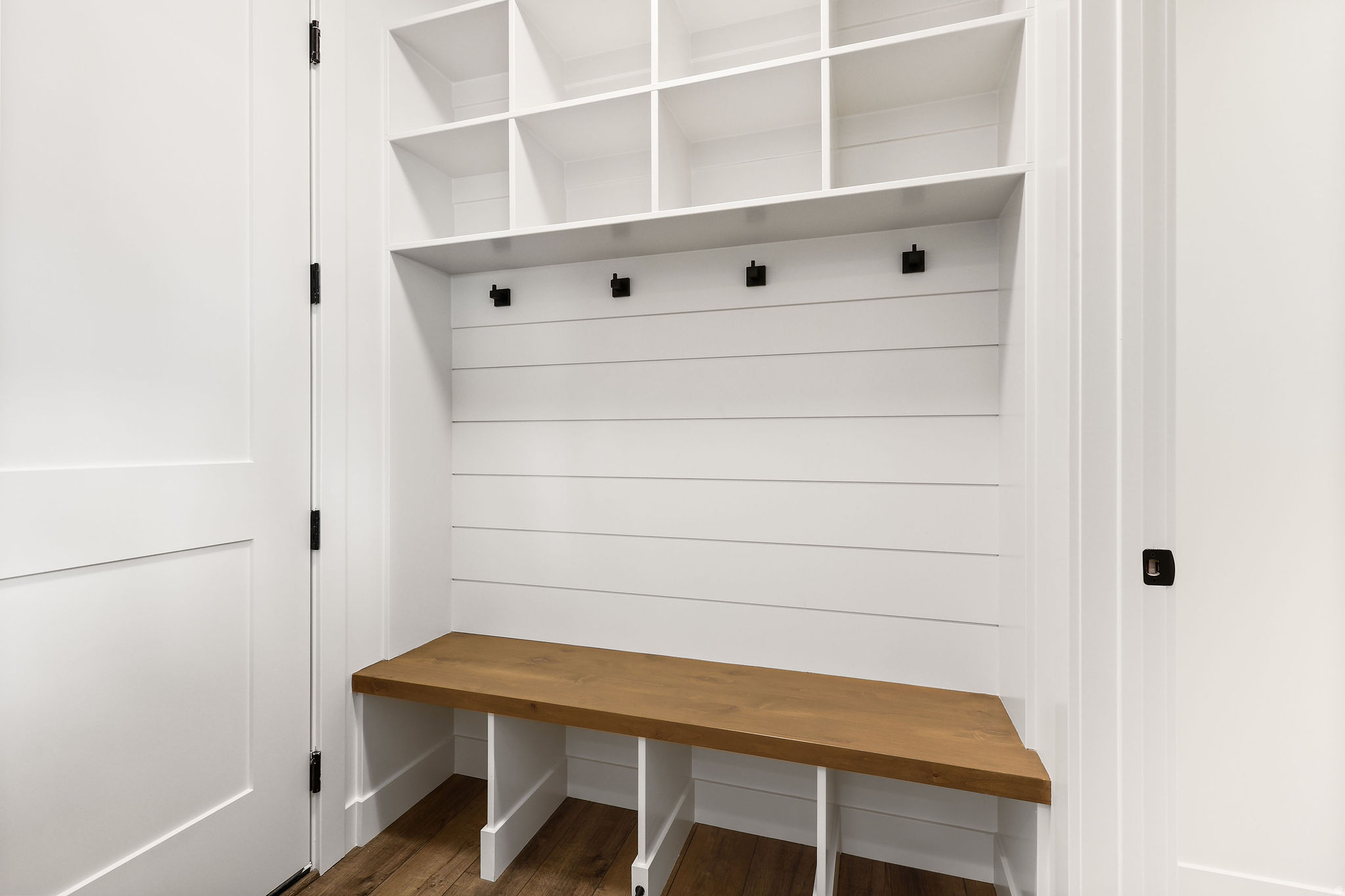 HAPPY DAYS - Residential