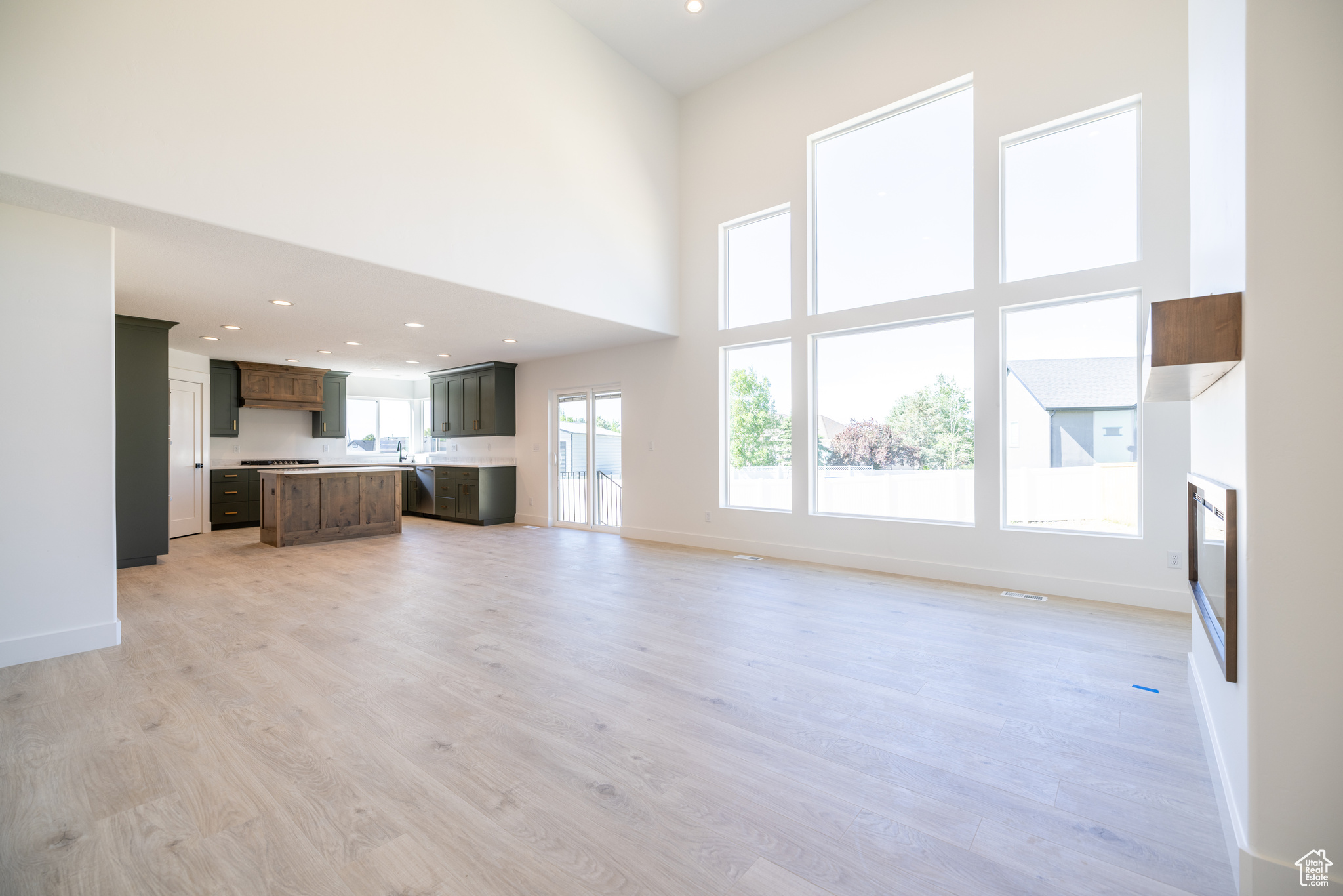 SUNNYSIDE ESTATES SUBDIVISION - Residential