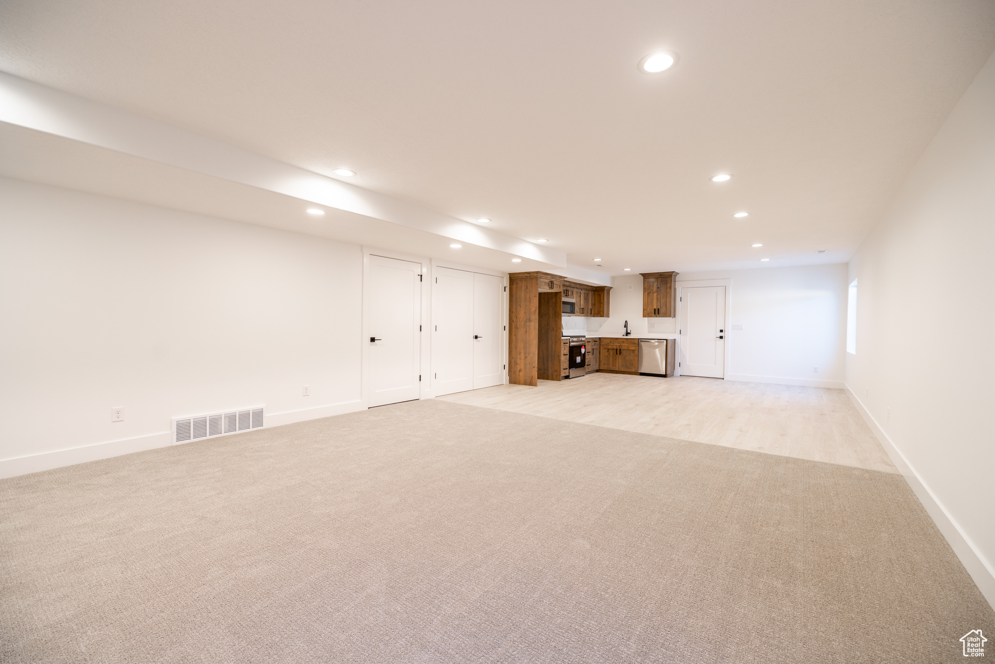 SUNNYSIDE ESTATES SUBDIVISION - Residential