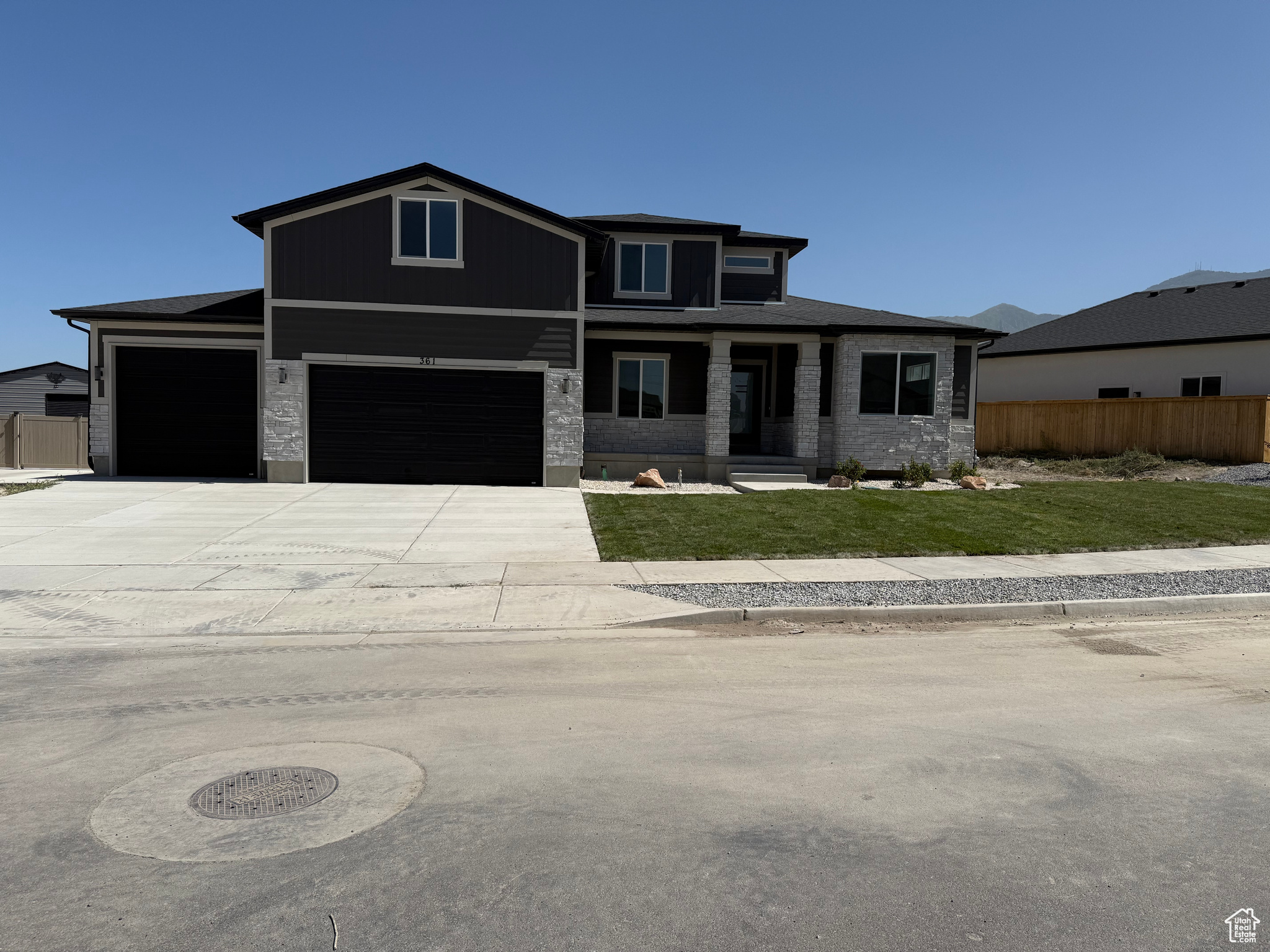 SUNNYSIDE ESTATES SUBDIVISION - Residential