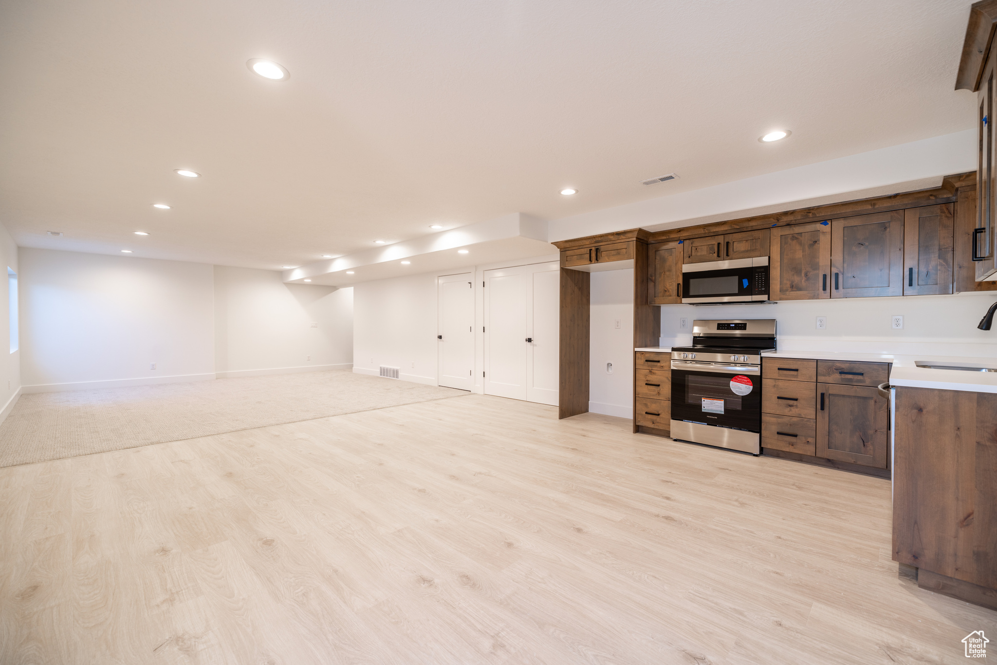 SUNNYSIDE ESTATES SUBDIVISION - Residential