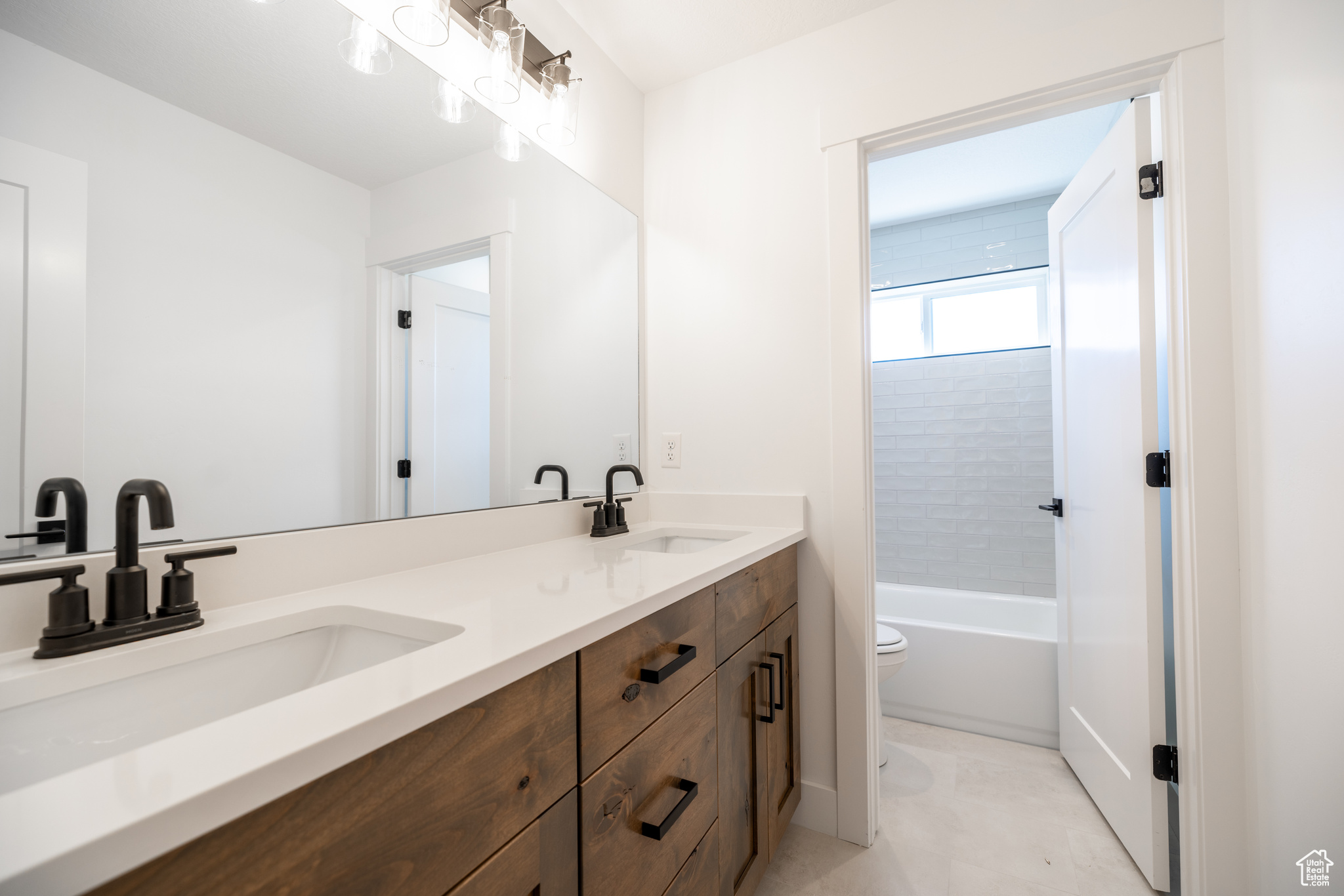 SUNNYSIDE ESTATES SUBDIVISION - Residential