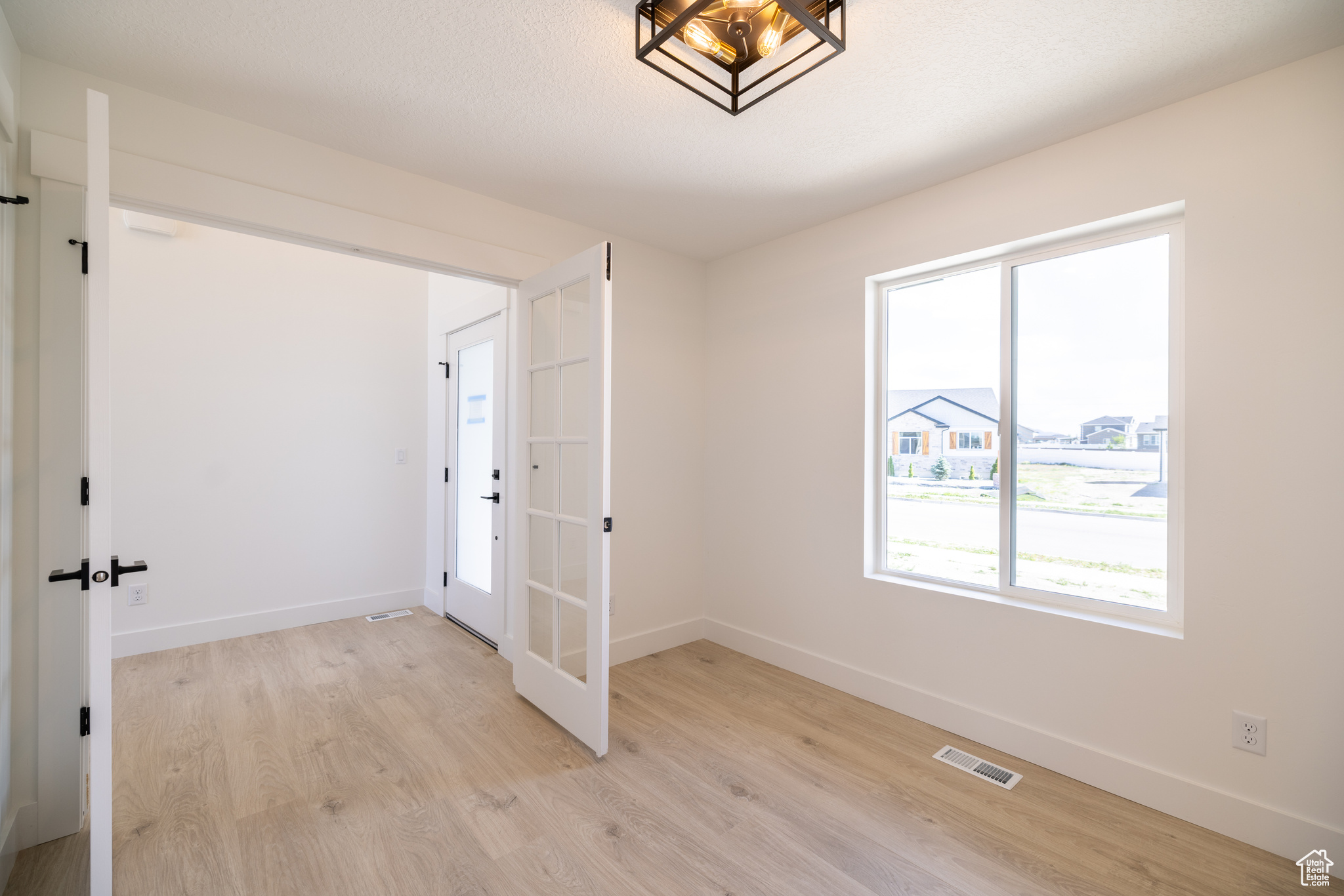 SUNNYSIDE ESTATES SUBDIVISION - Residential