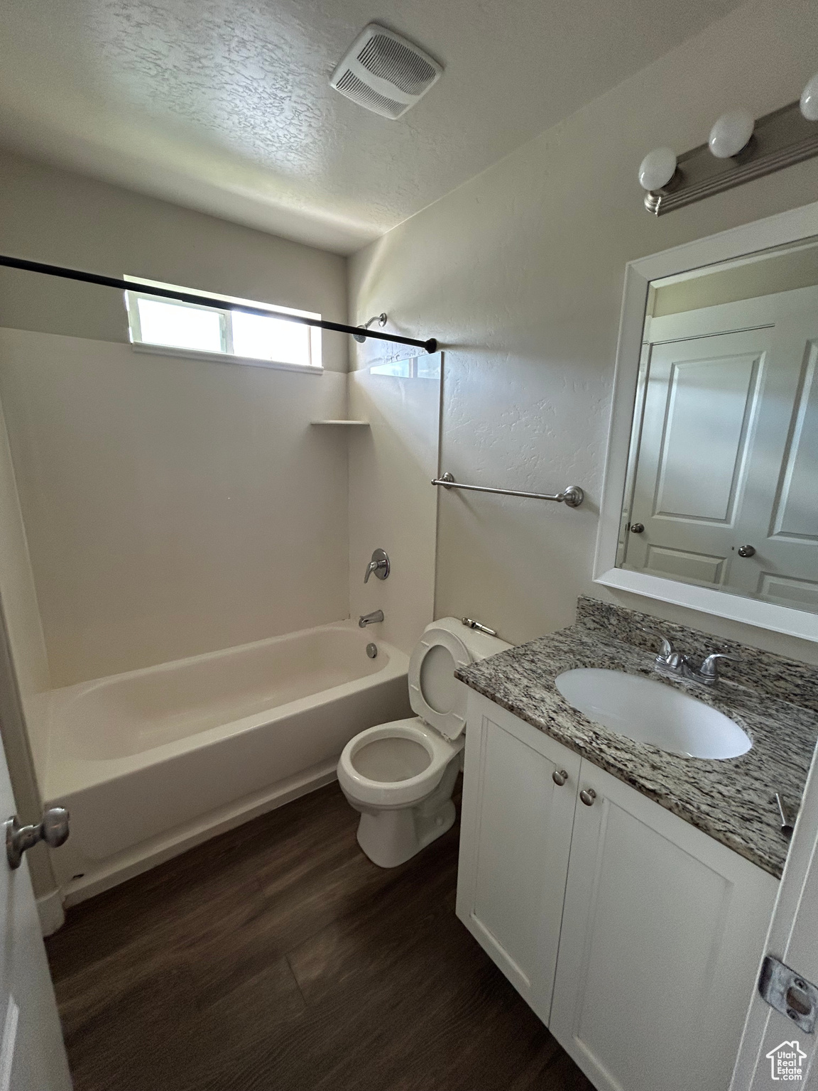 EAGLE POINT - Residential