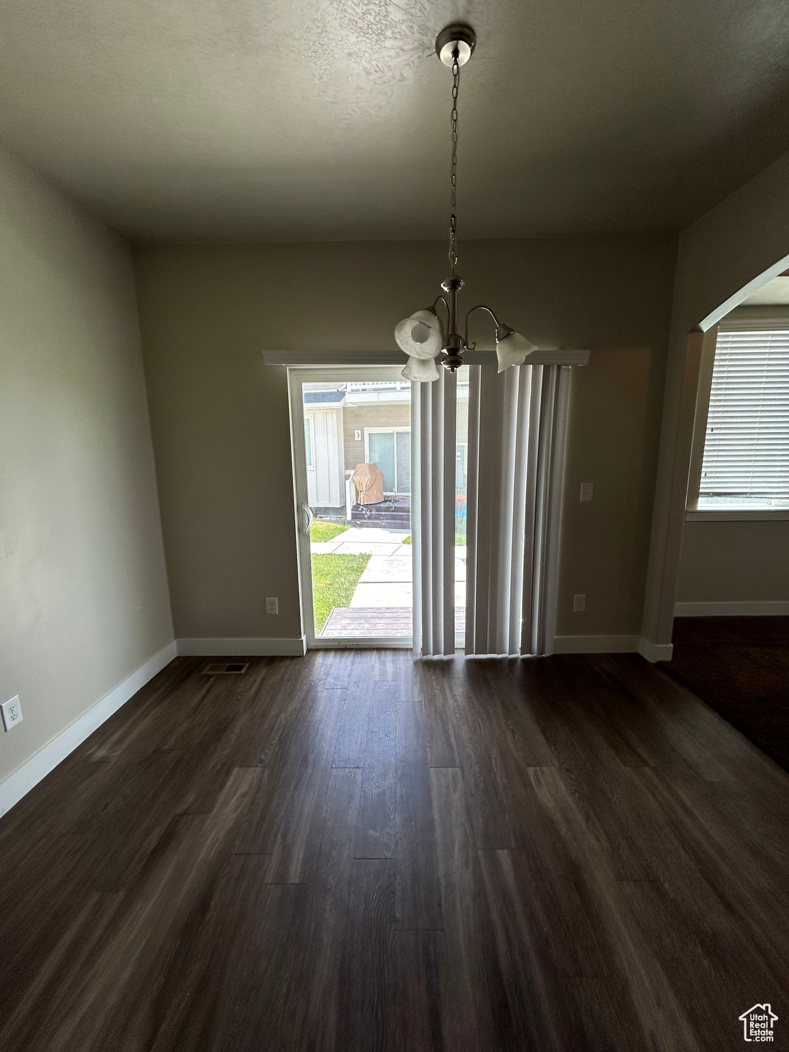 EAGLE POINT - Residential