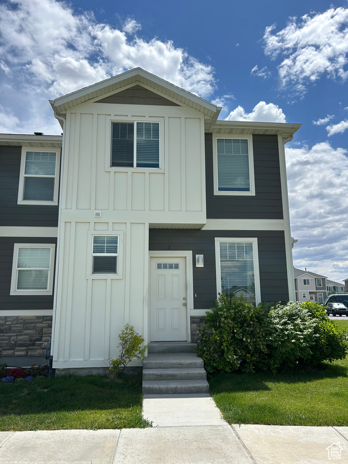 EAGLE POINT - Residential
