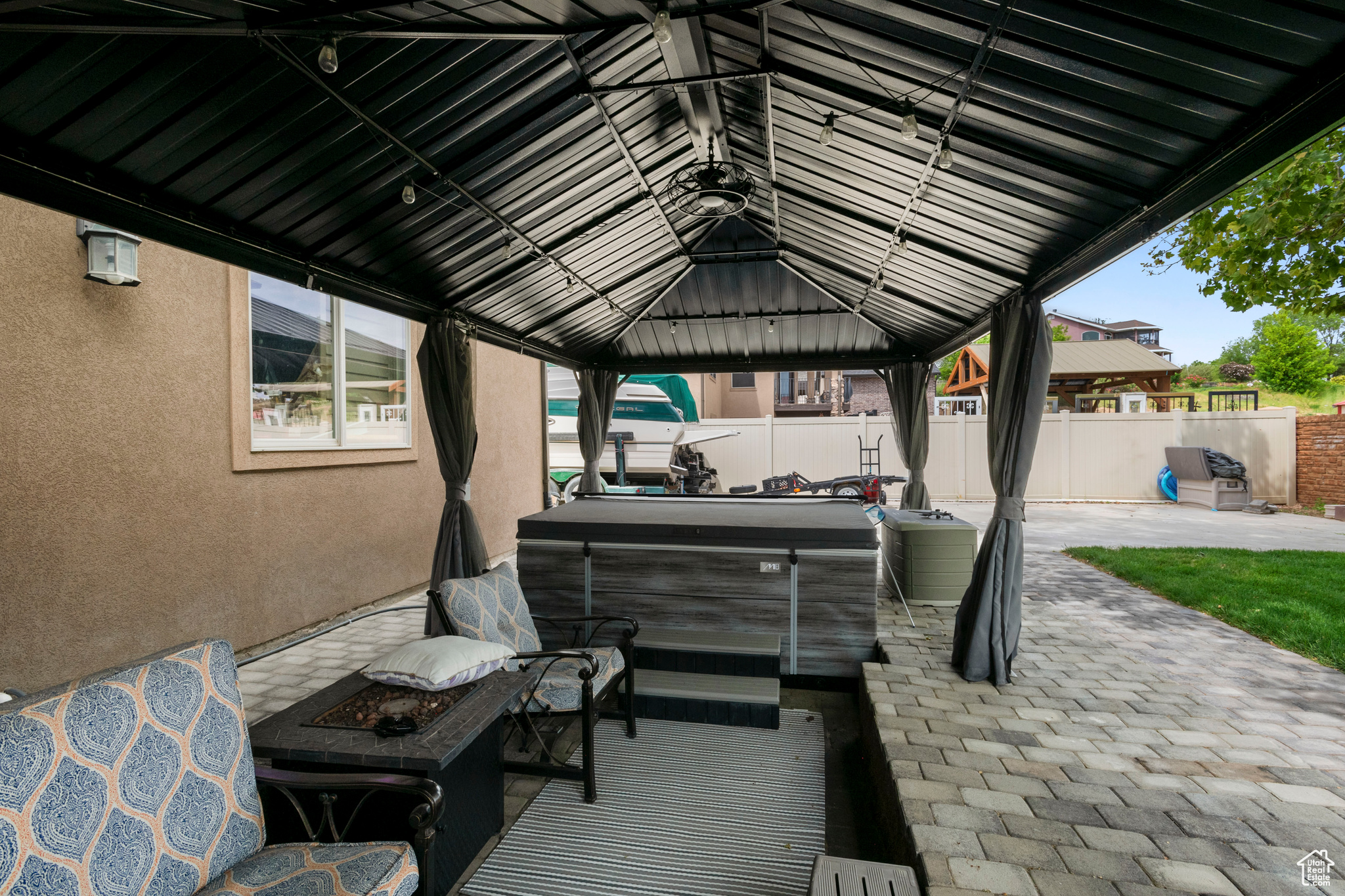 BISON RIDGE D - Residential