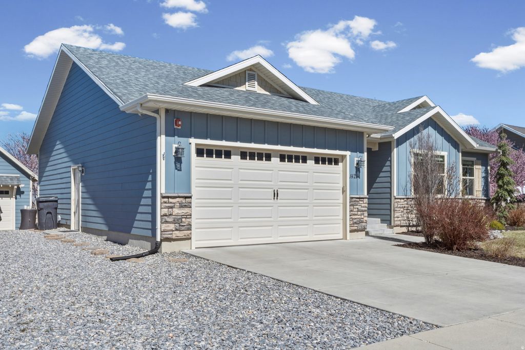 Photo of 142 DEER CREEK TRL, Elk Ridge, UT 84651 (MLS # 2146126)
