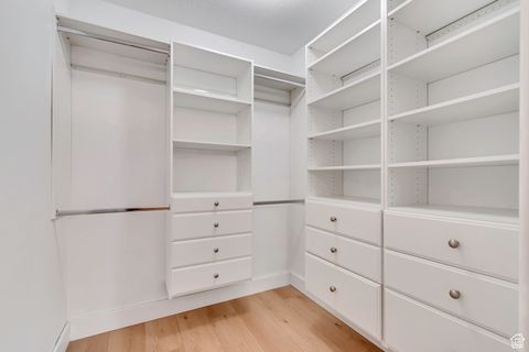 Tiny photo for 10896 S POPLAR BROOK PL, South Jordan, UT 84009 (MLS # 2118003)