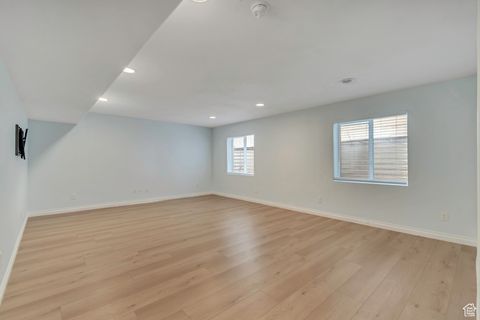 Tiny photo for 10896 S POPLAR BROOK PL, South Jordan, UT 84009 (MLS # 2118003)