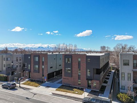 Photo of 723 N 300 W #1, Salt Lake City, UT 84103 (MLS # 2146906)