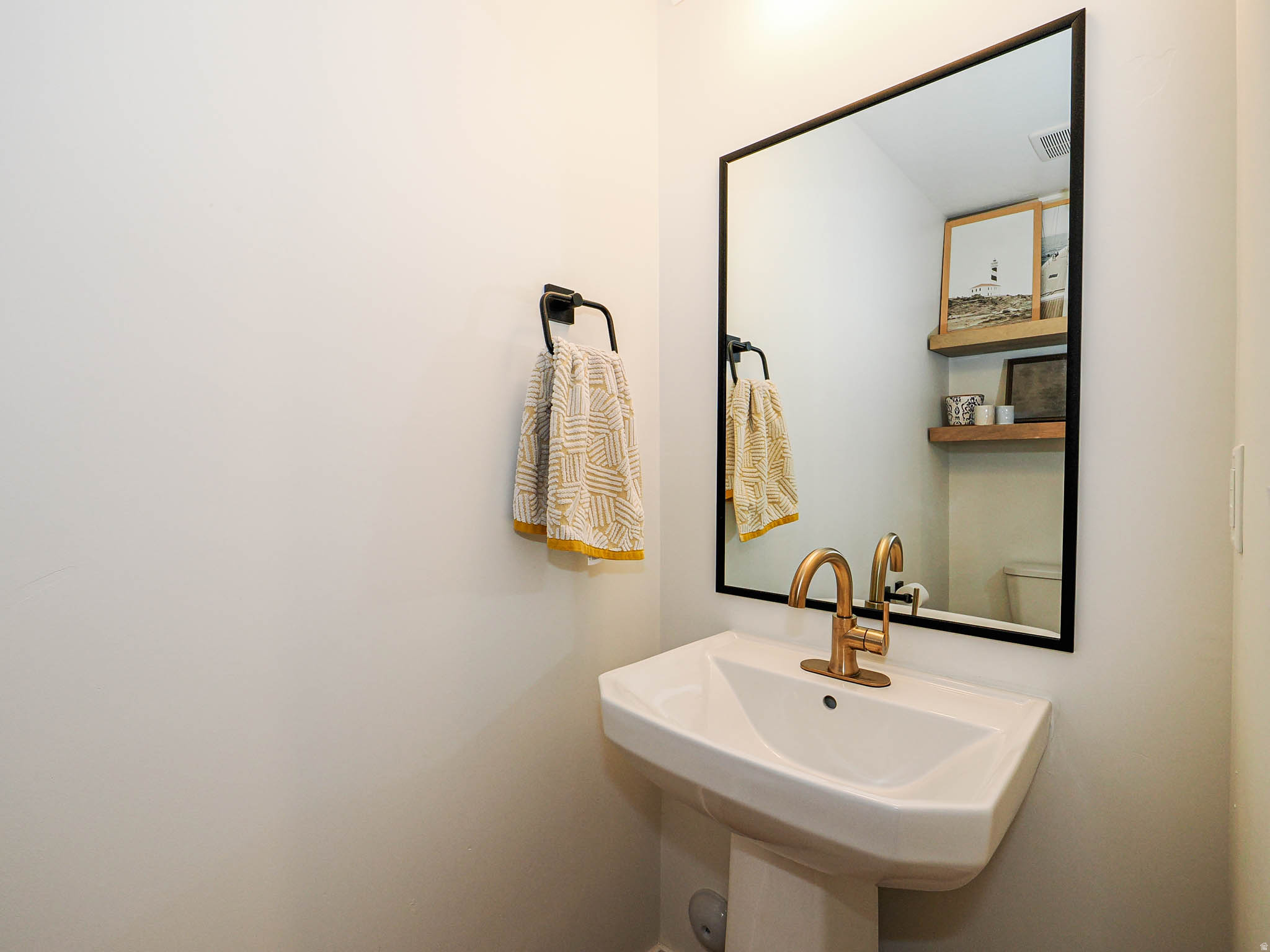 THE MADELYNN - Residential