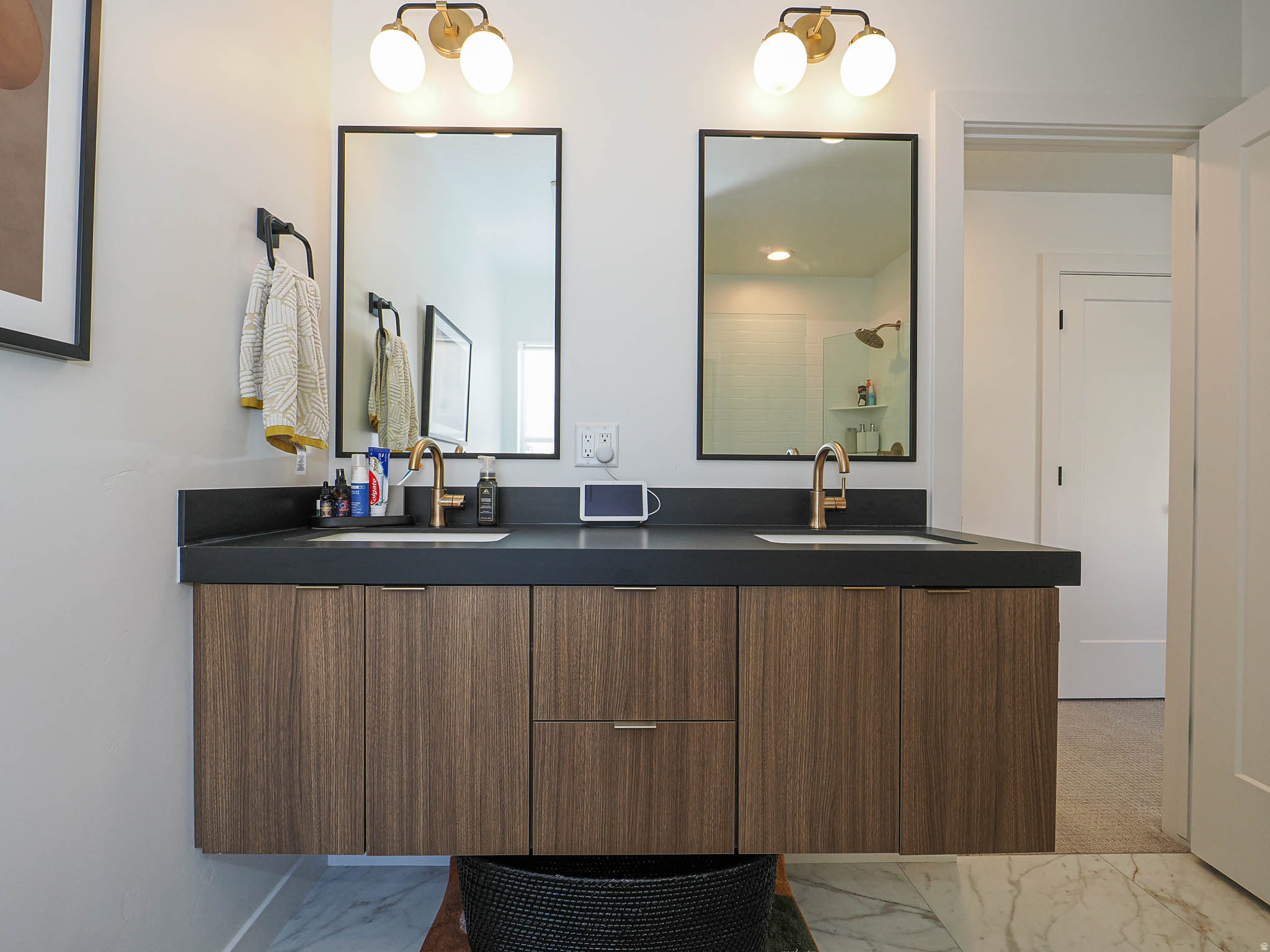 THE MADELYNN - Residential