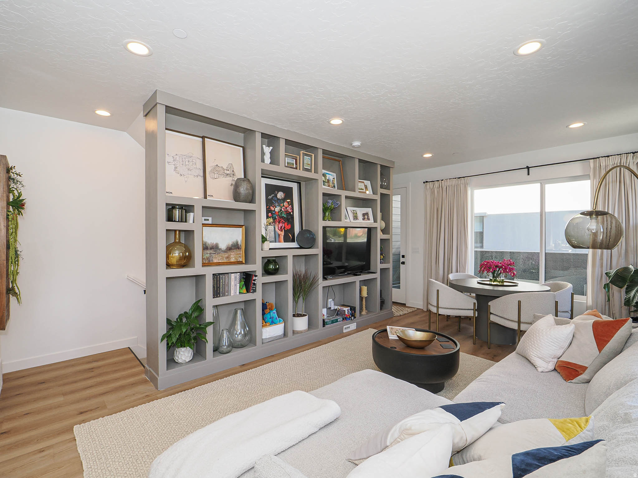 THE MADELYNN - Residential