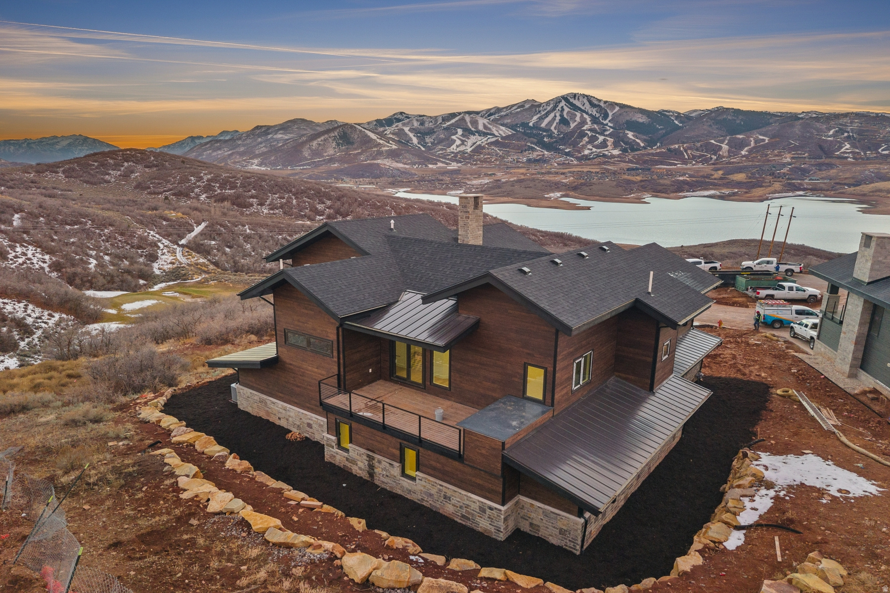 HIDEOUT CANYON - Residential