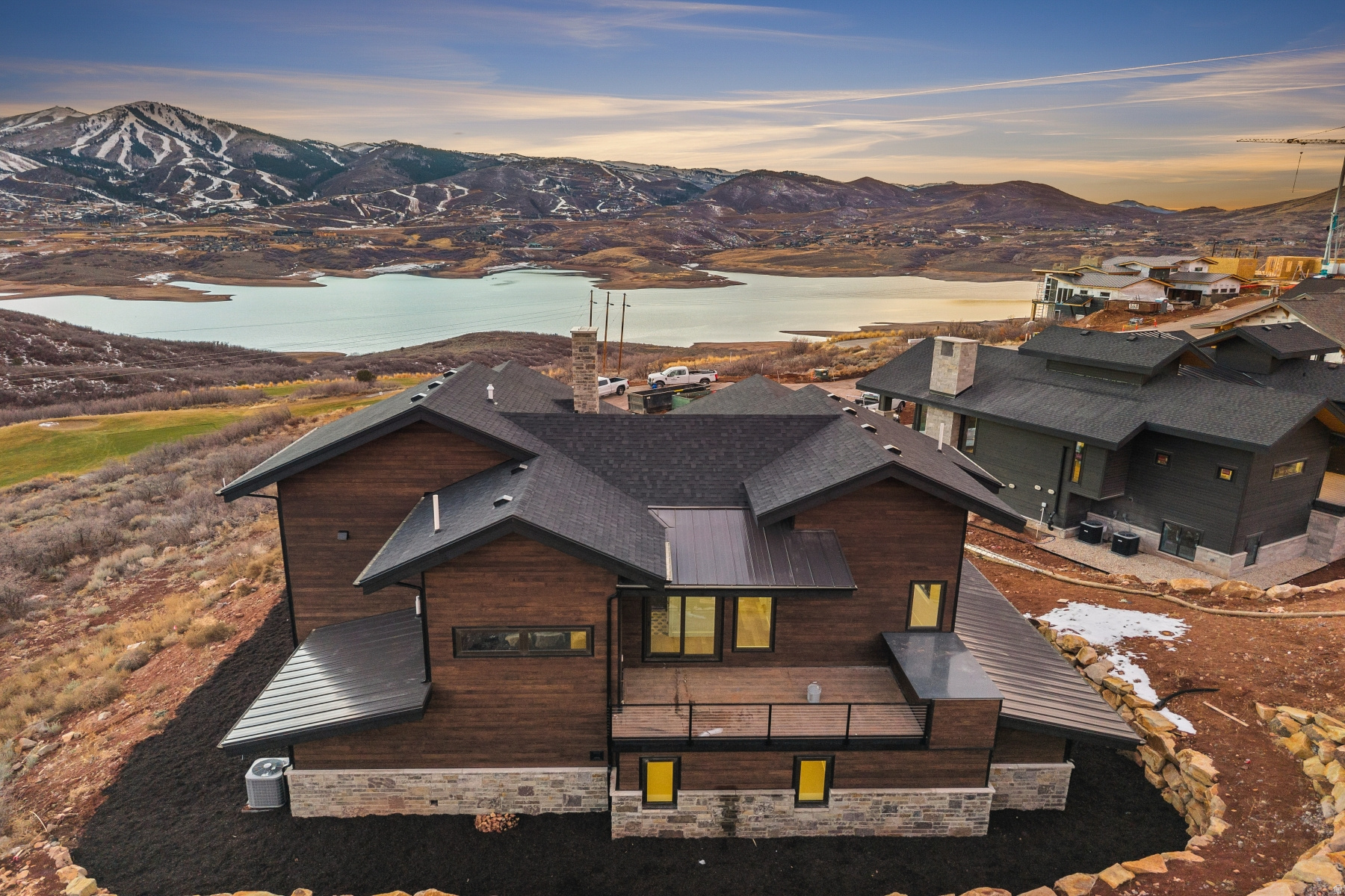 HIDEOUT CANYON - Residential