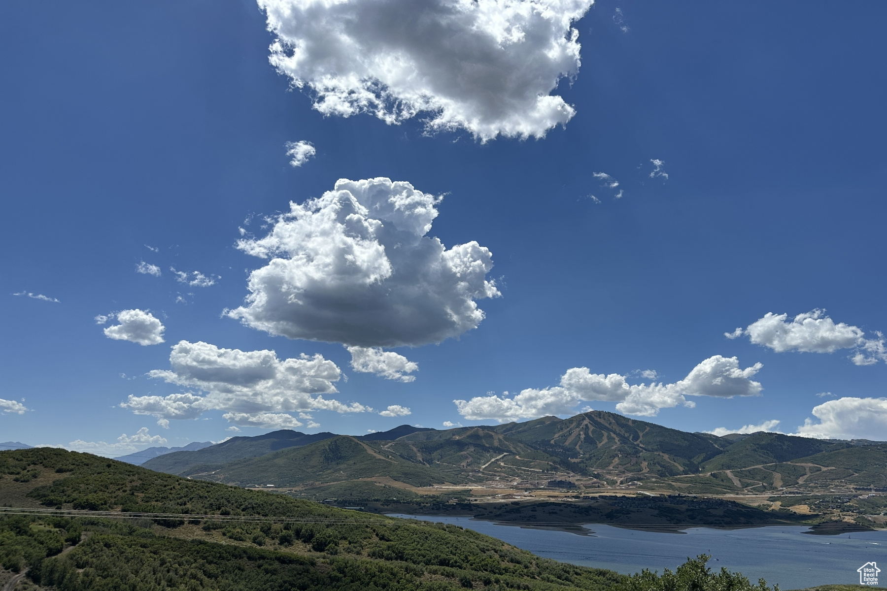 HIDEOUT CANYON - Residential