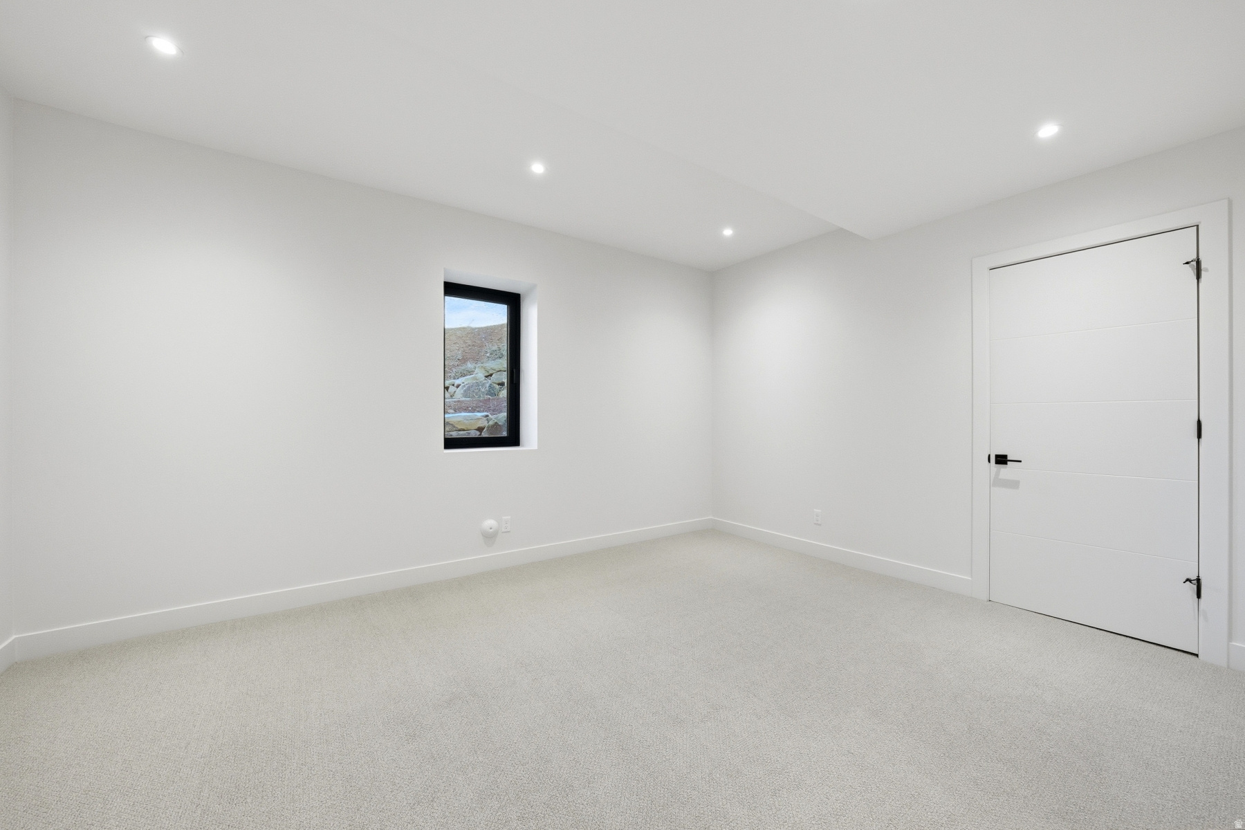 HIDEOUT CANYON - Residential