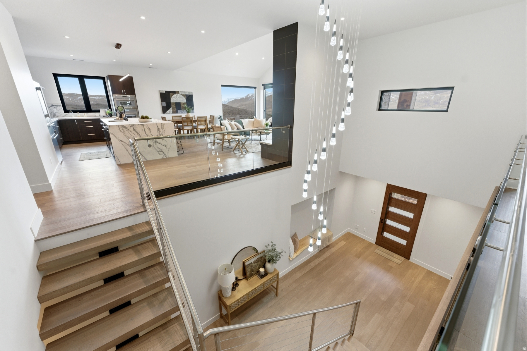 HIDEOUT CANYON - Residential