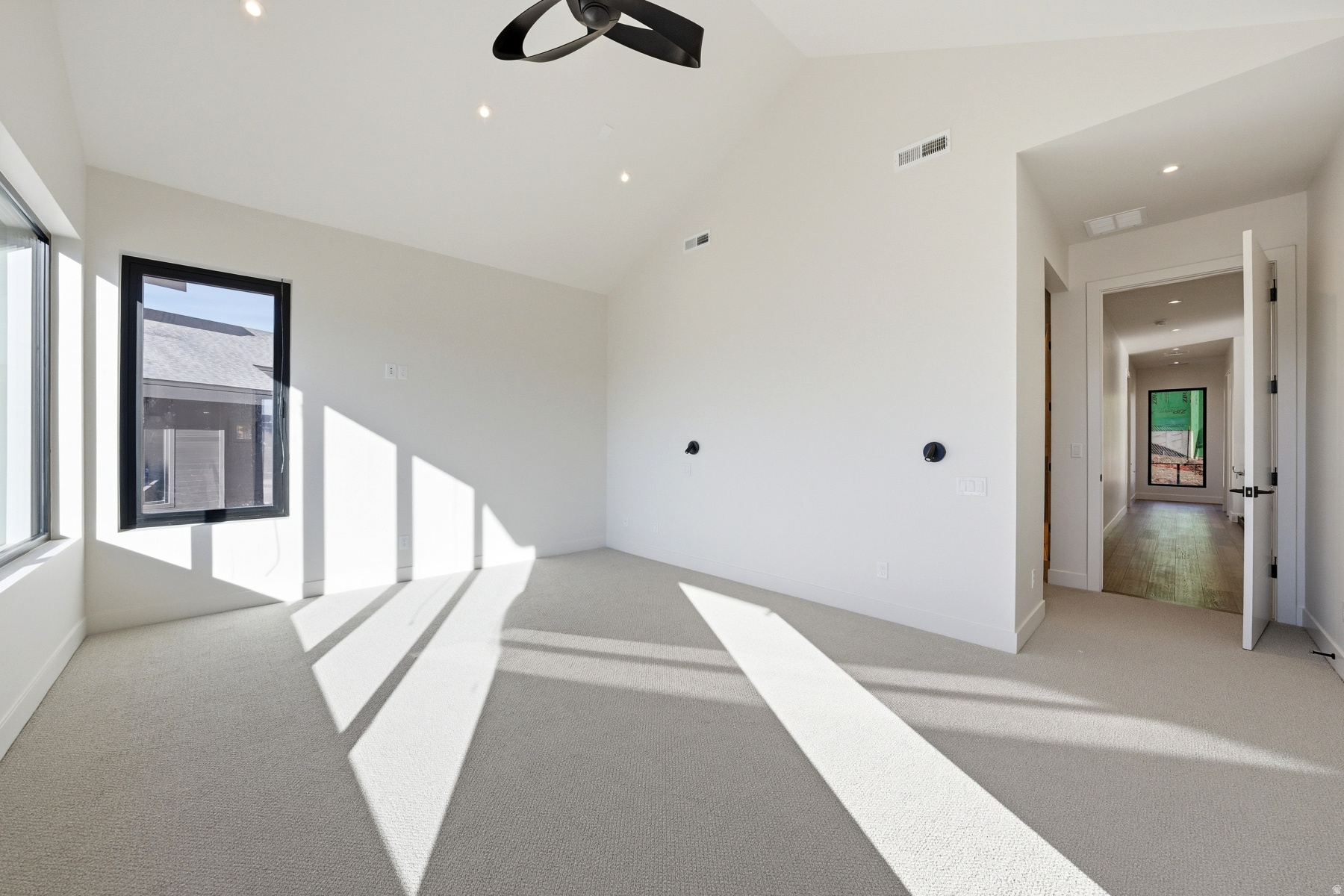 HIDEOUT CANYON - Residential