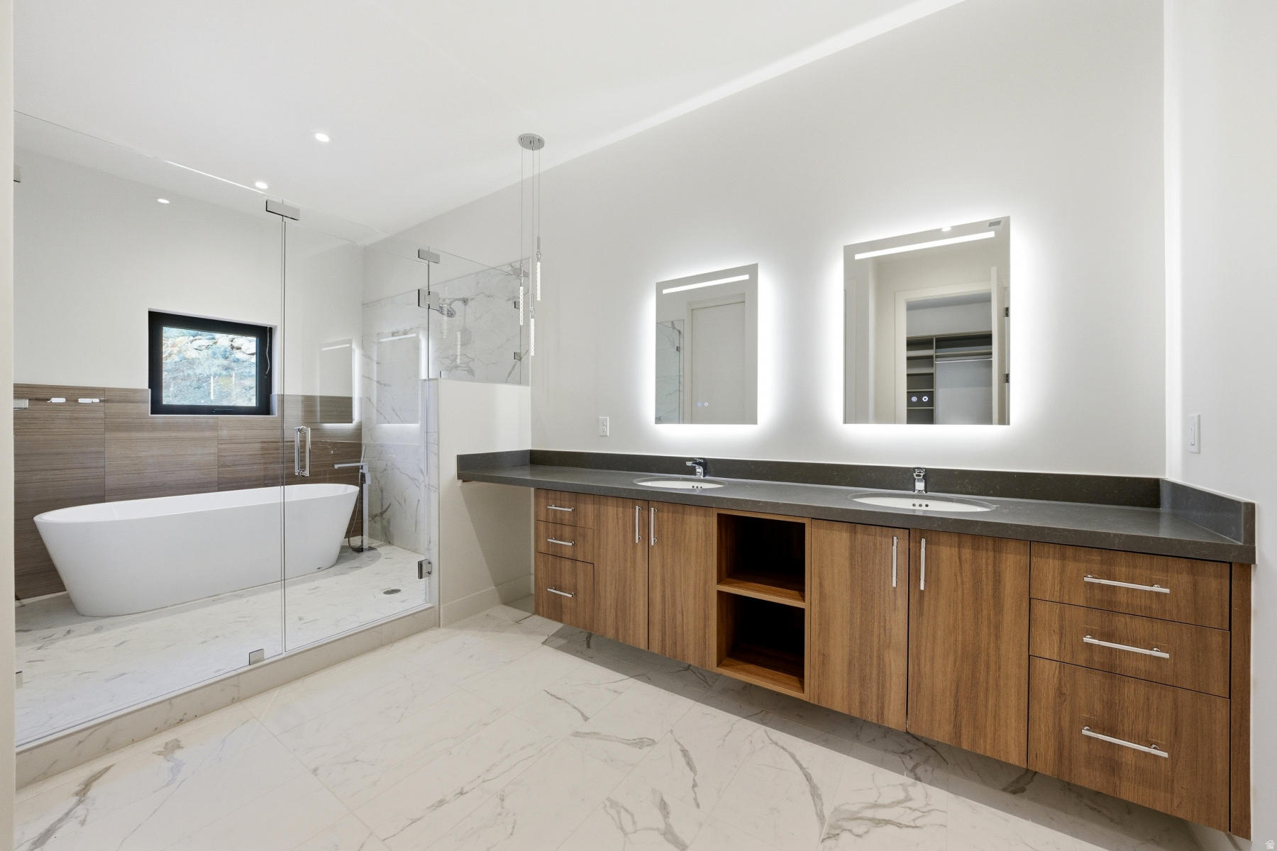 HIDEOUT CANYON - Residential