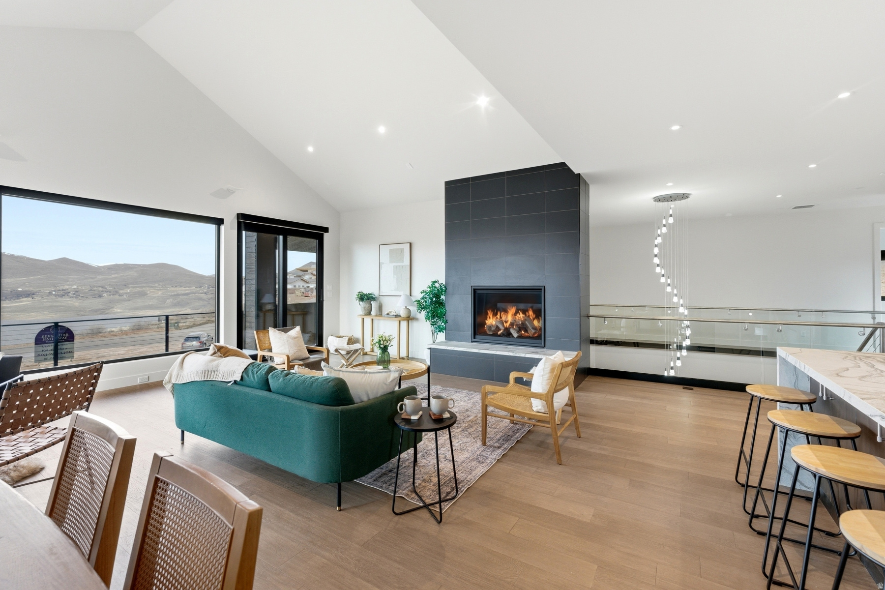 HIDEOUT CANYON - Residential