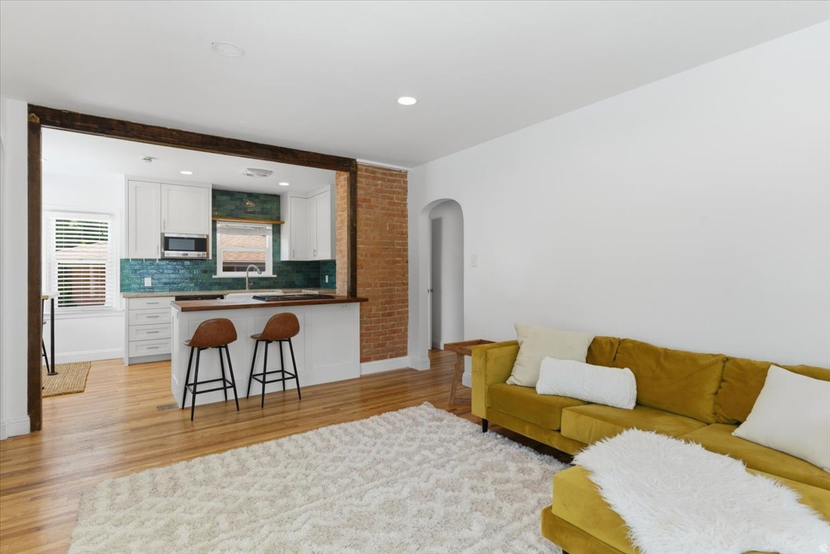NOB HILL - Residential