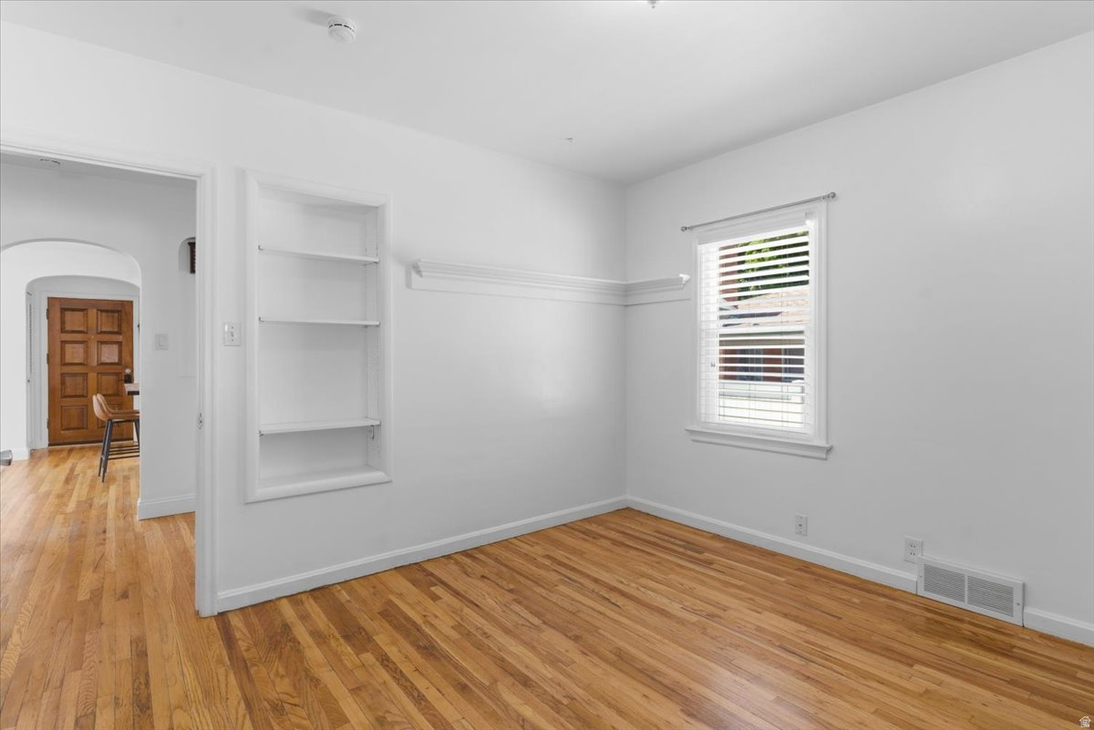 NOB HILL - Residential