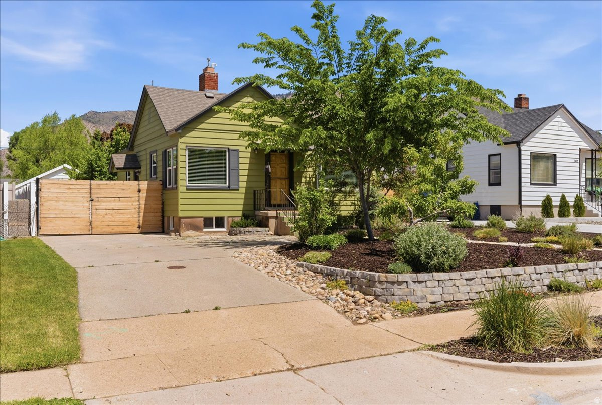 NOB HILL - Residential