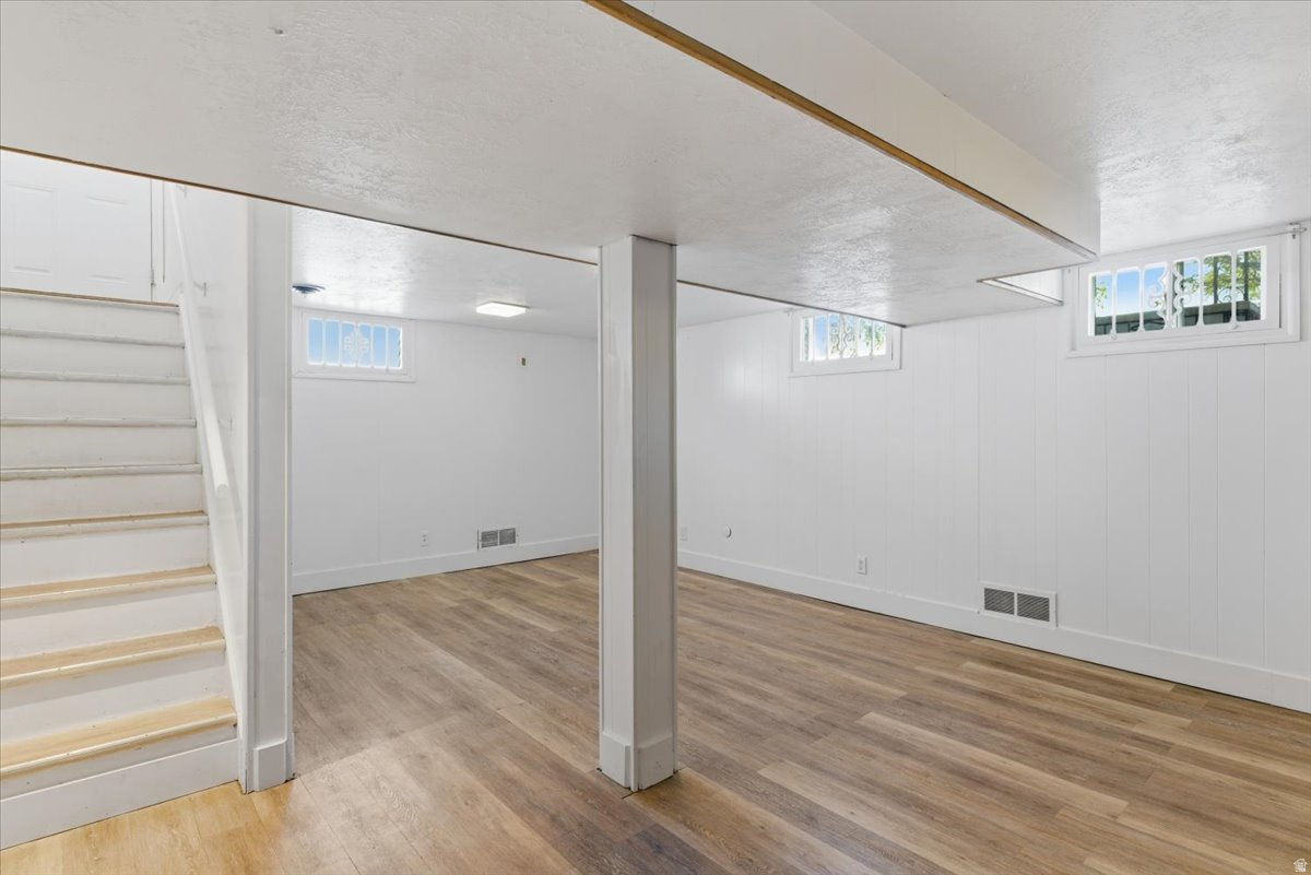 NOB HILL - Residential