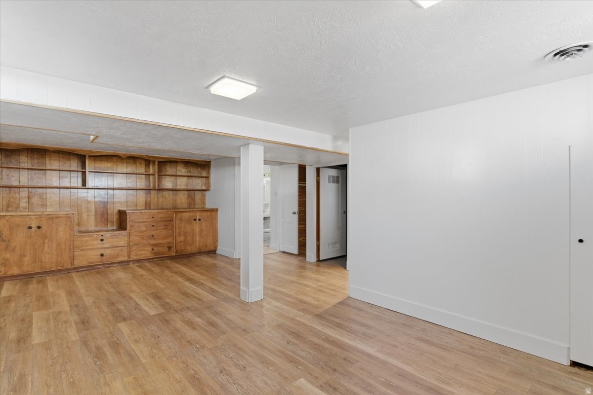 NOB HILL - Residential