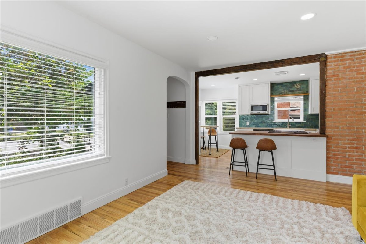 NOB HILL - Residential