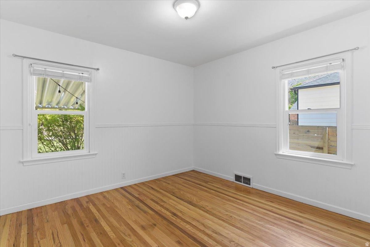 NOB HILL - Residential
