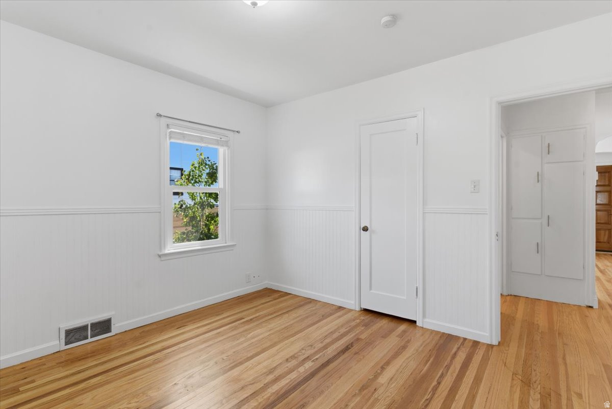 NOB HILL - Residential