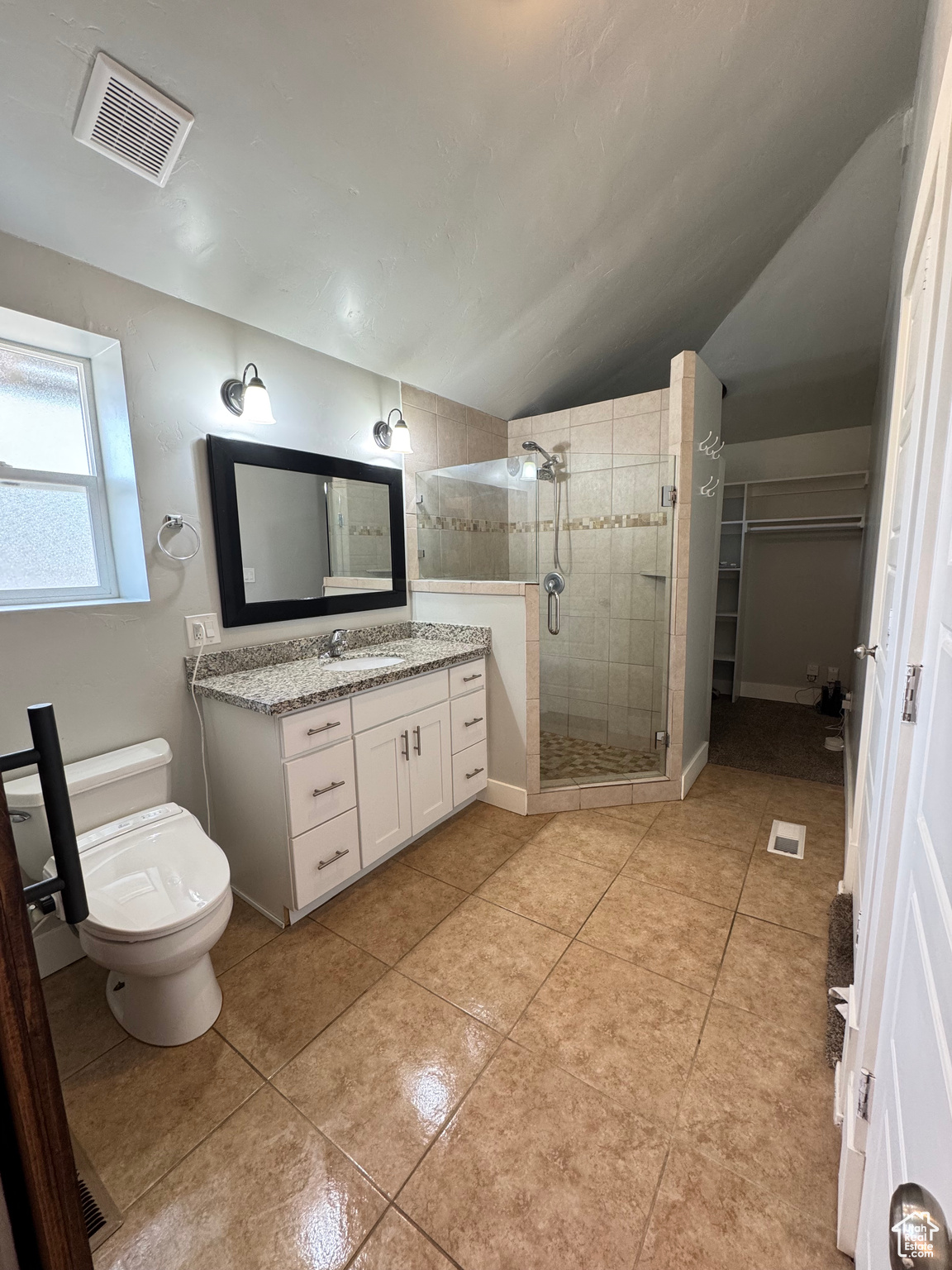 WANDAMERE HEIGHTS - Residential