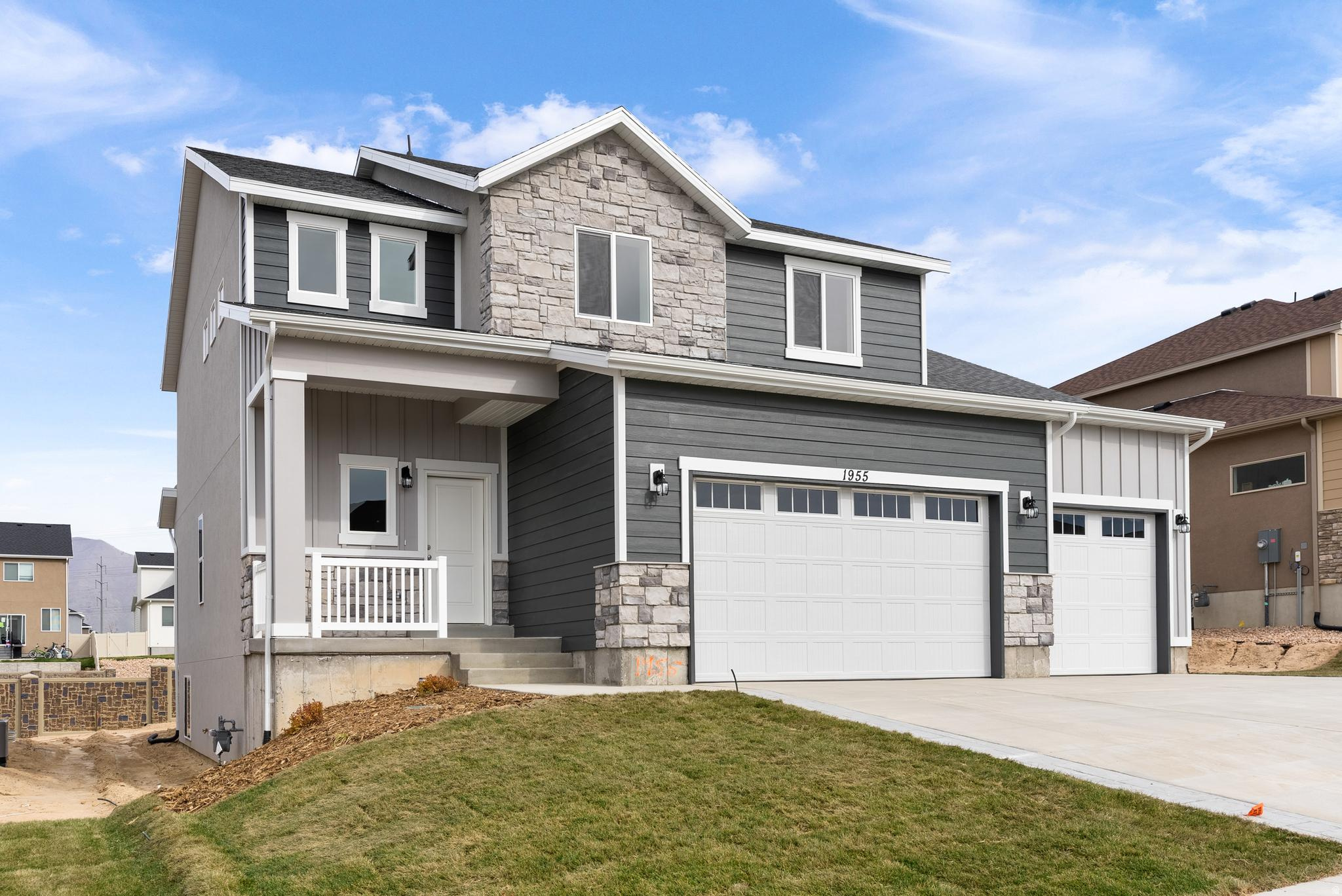 SUMMIT RIDGE THE HILLS - Residential