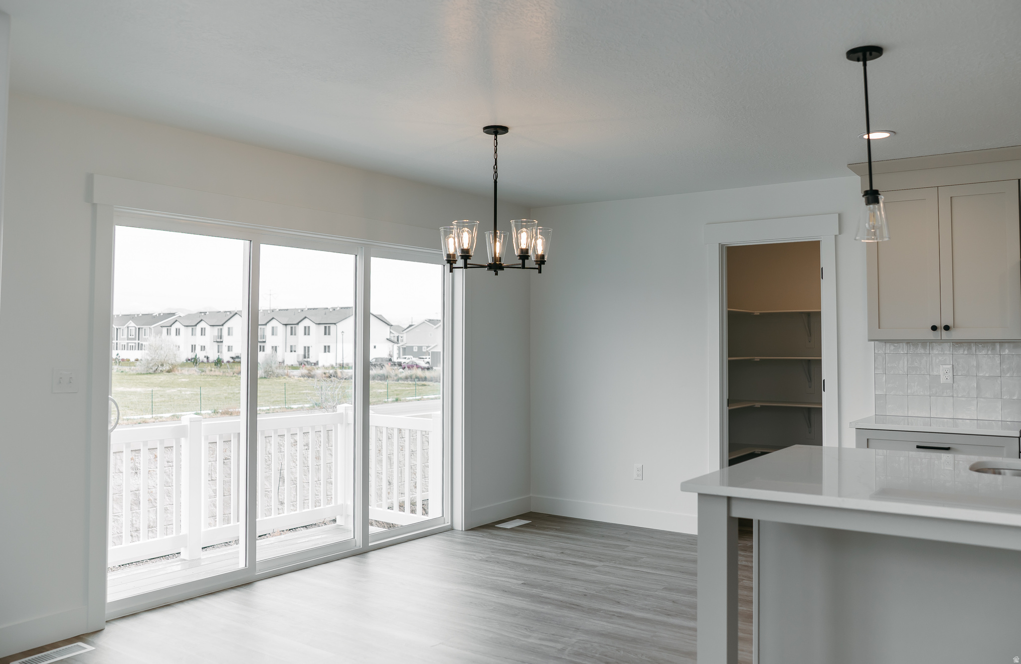 RIVER POINT - Residential