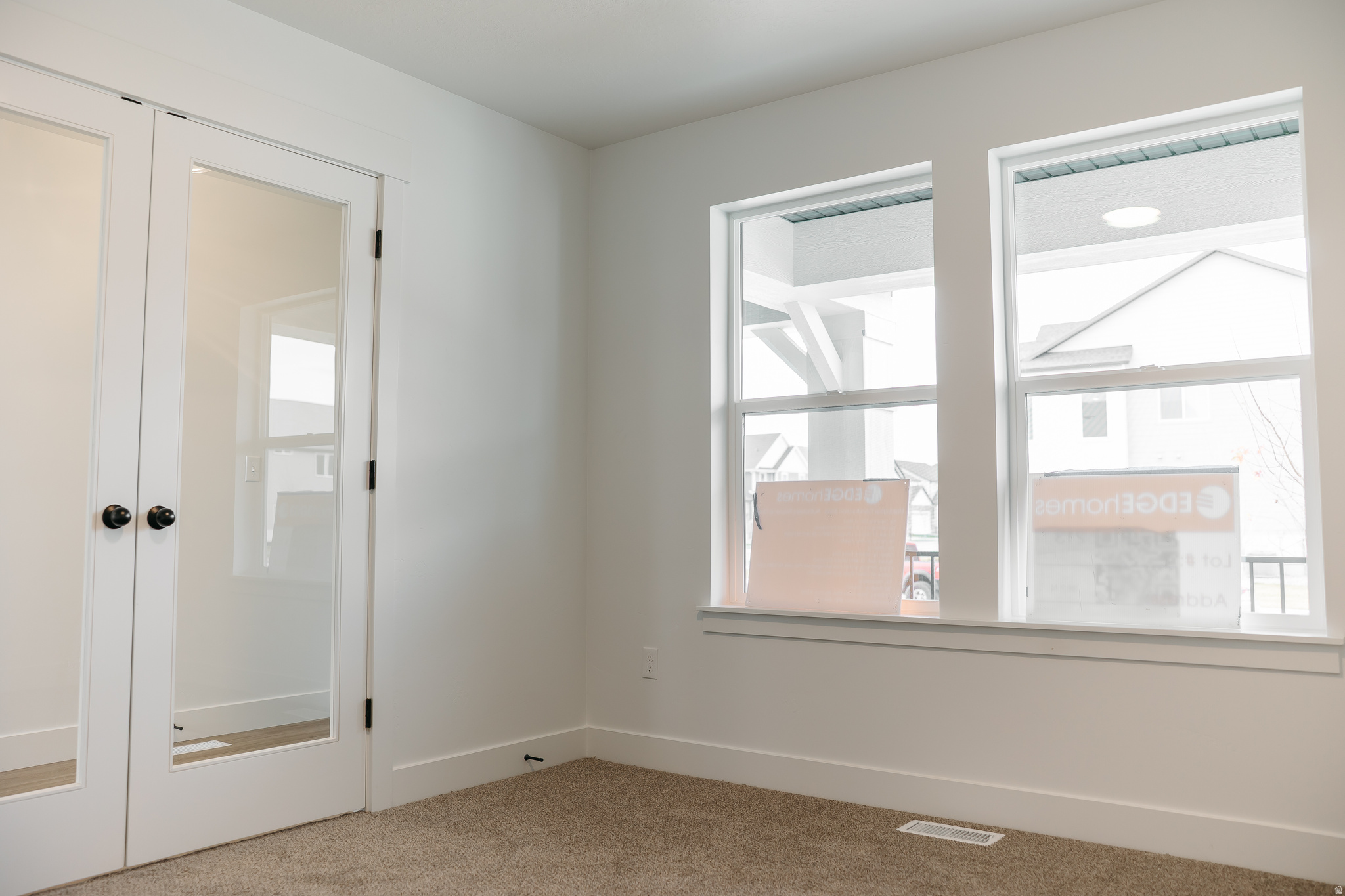 RIVER POINT - Residential