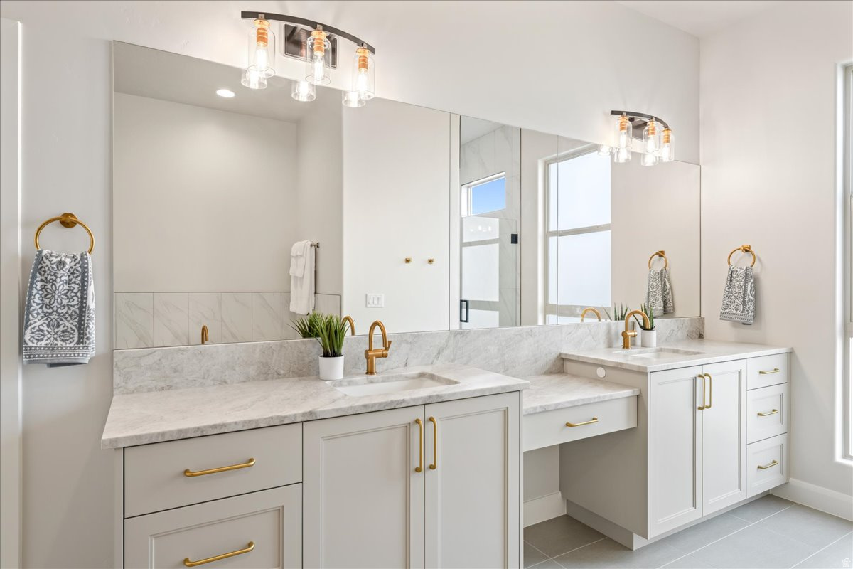 DUNES AT SAND HOLLOW RESORT - Residential