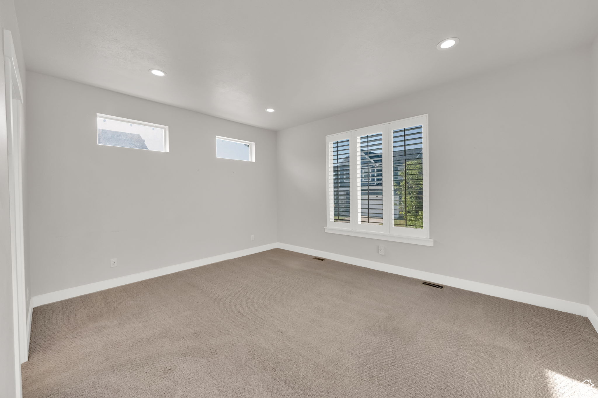 SHEFFIELD DOWNS - Residential