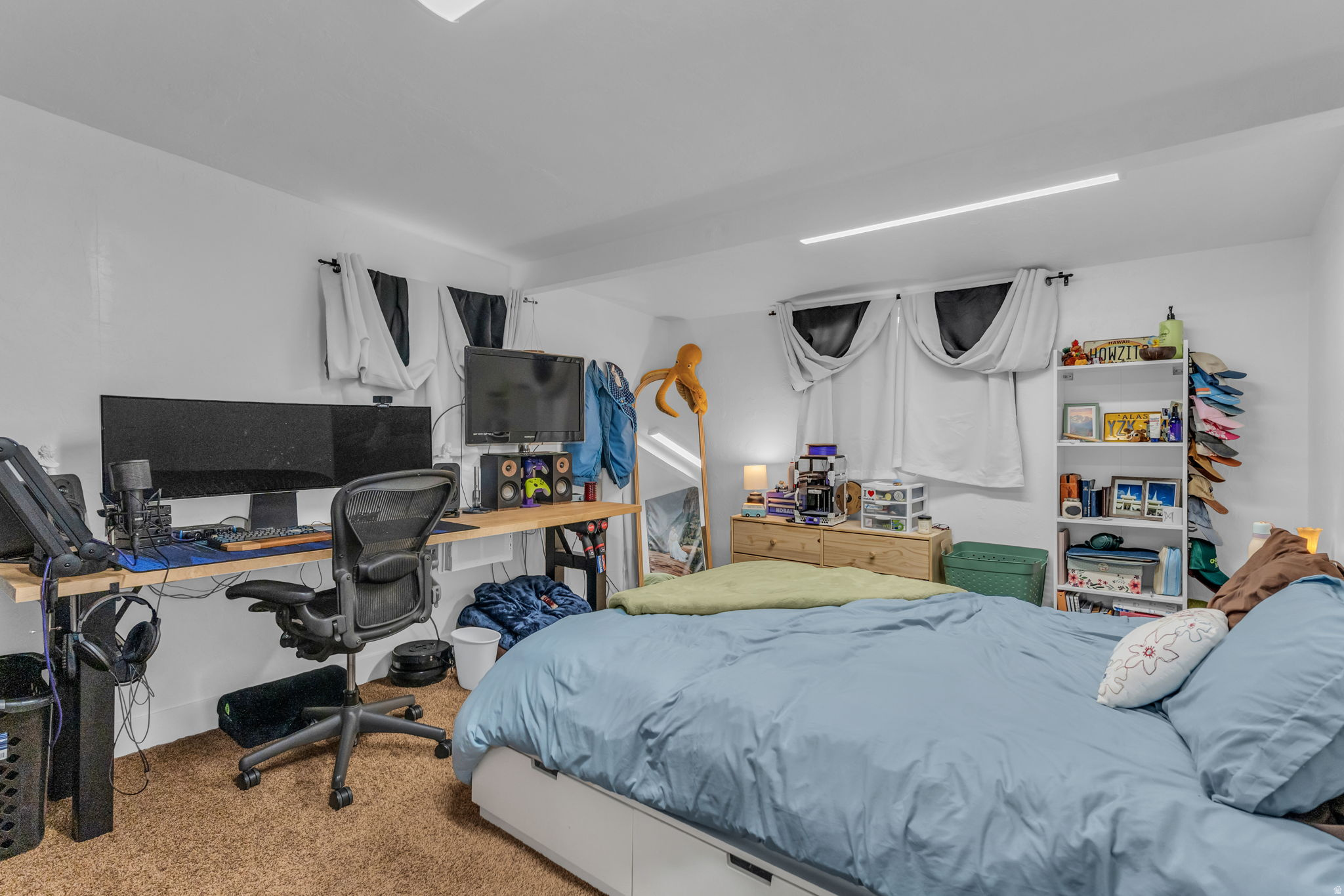 MEADOWBROOK - Residential