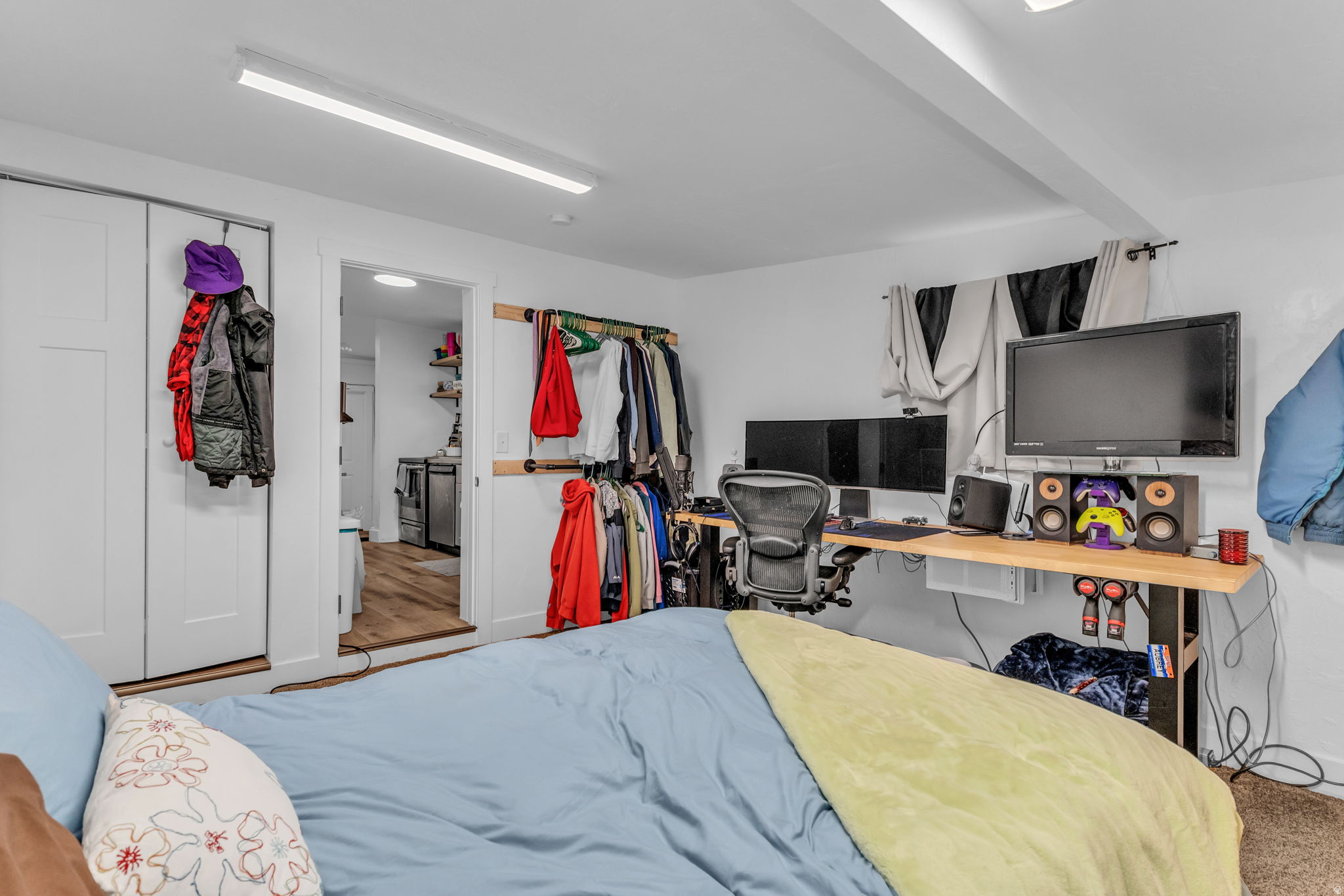 MEADOWBROOK - Residential