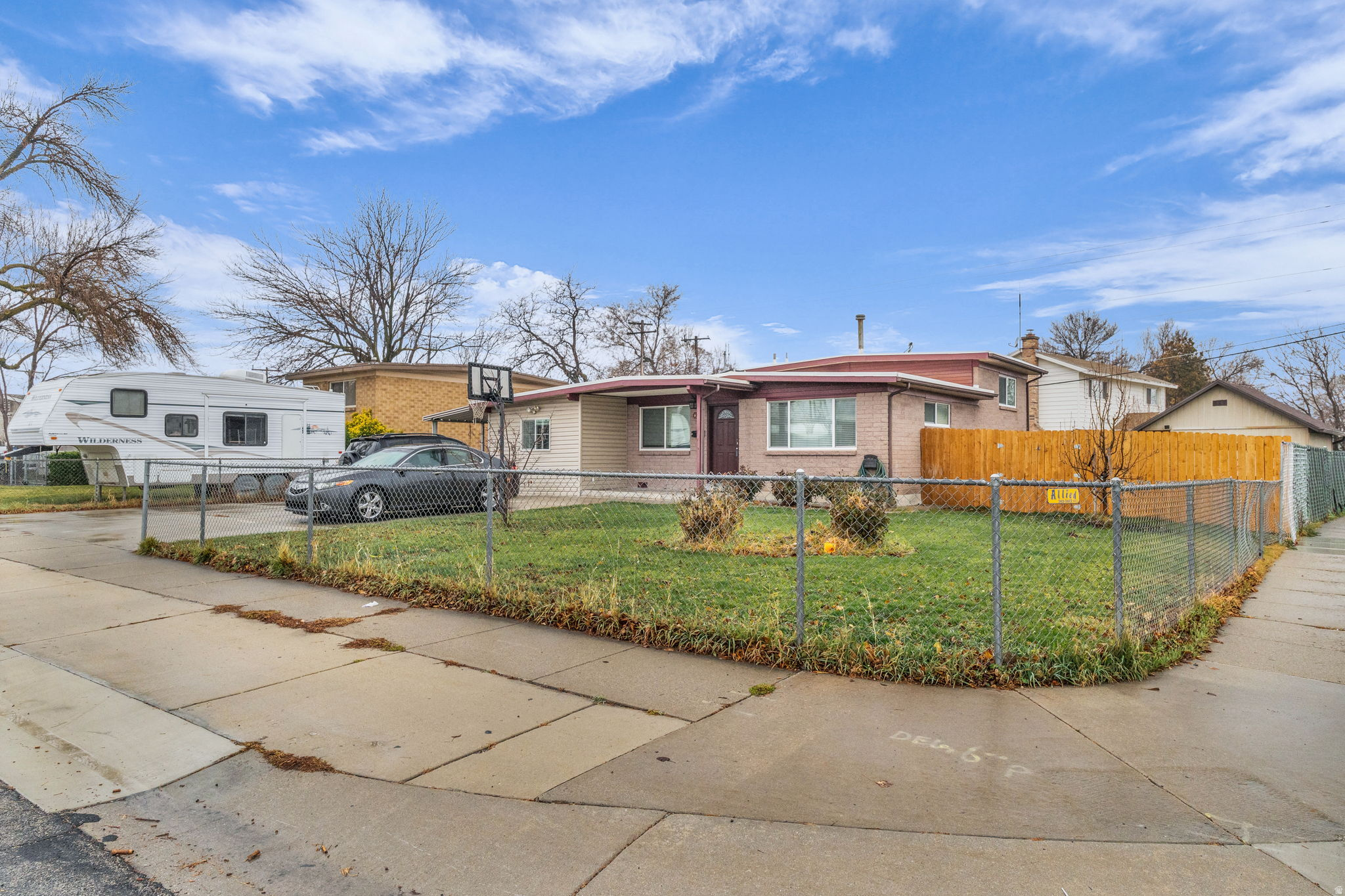 MEADOWBROOK - Residential