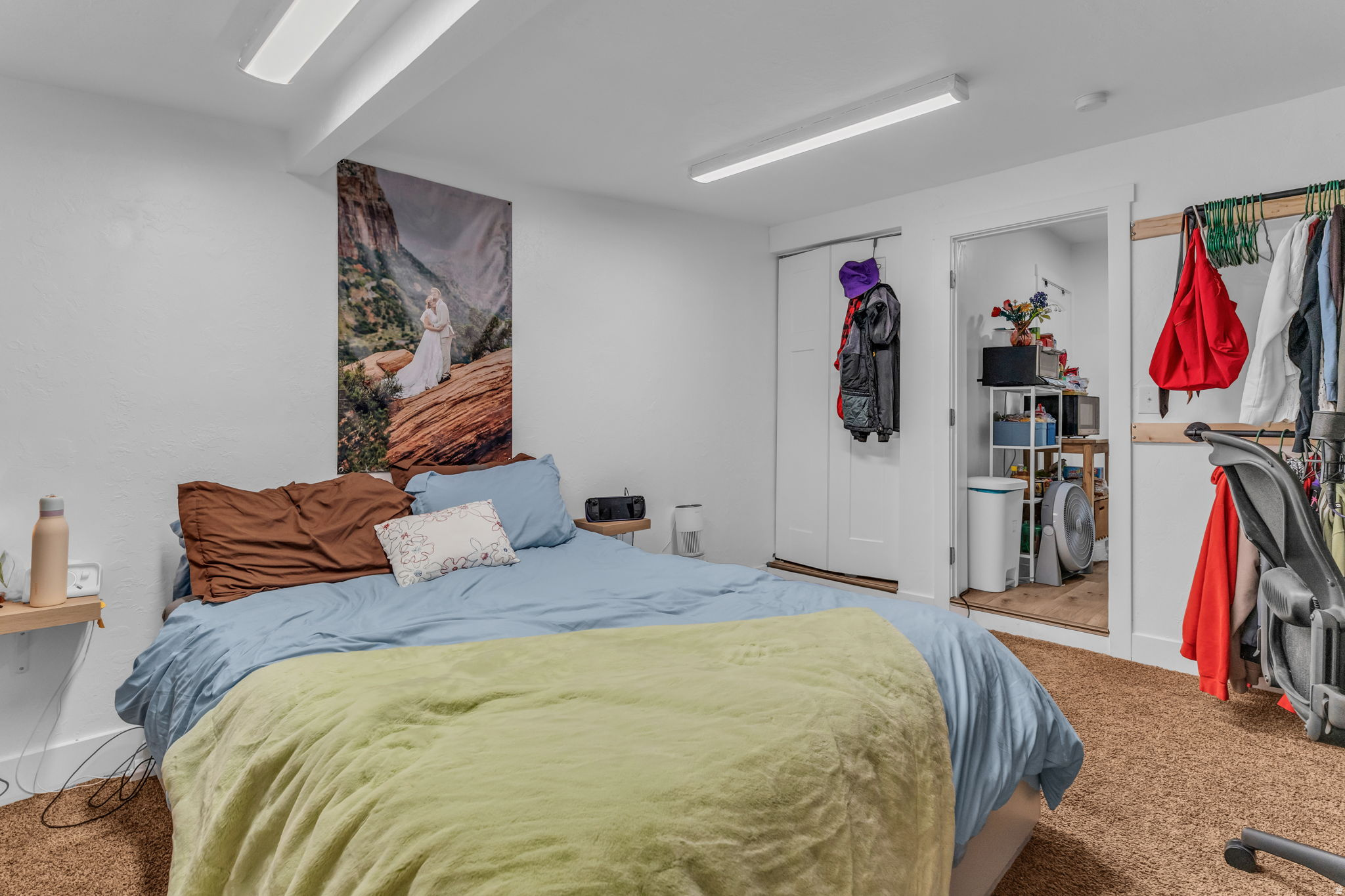 MEADOWBROOK - Residential